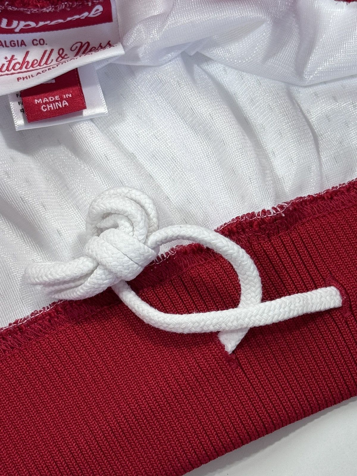 Supreme MESH SHORTS Size US 34 / EU 50 - 9 Thumbnail