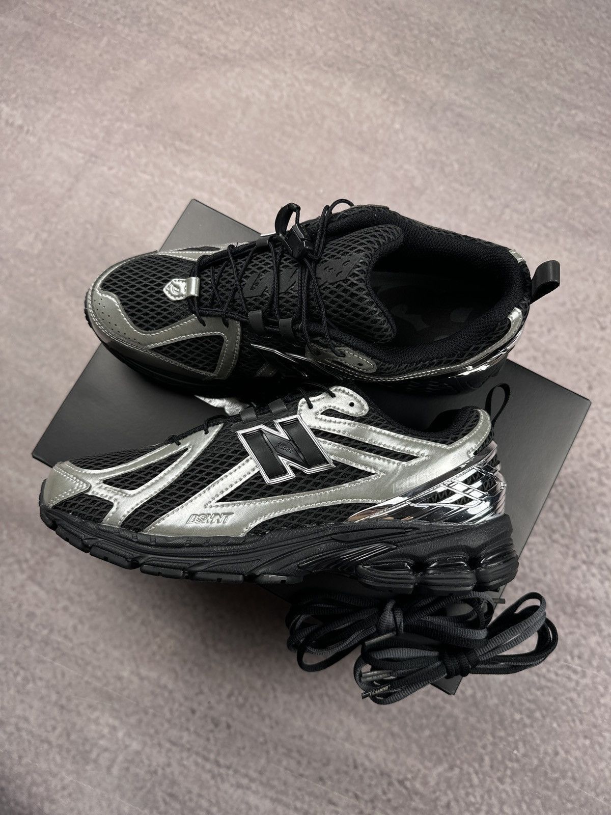 New Balance Size 8.5 - New Balance 992 MiUSA Grey Silver