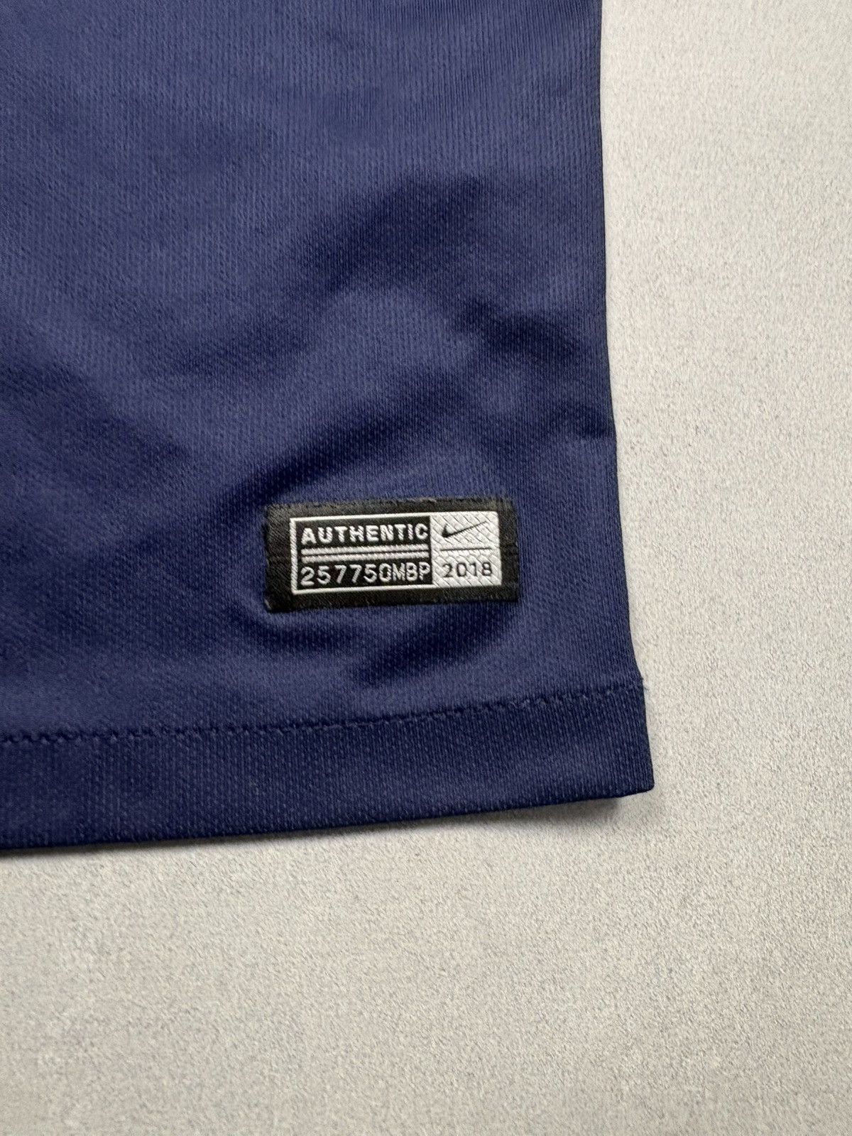 Nike Nike PSG Paris Saint-Germain 2018/19 Home Kit Soccer Jersey Size US M / EU 48-50 / 2 - 6 Thumbnail