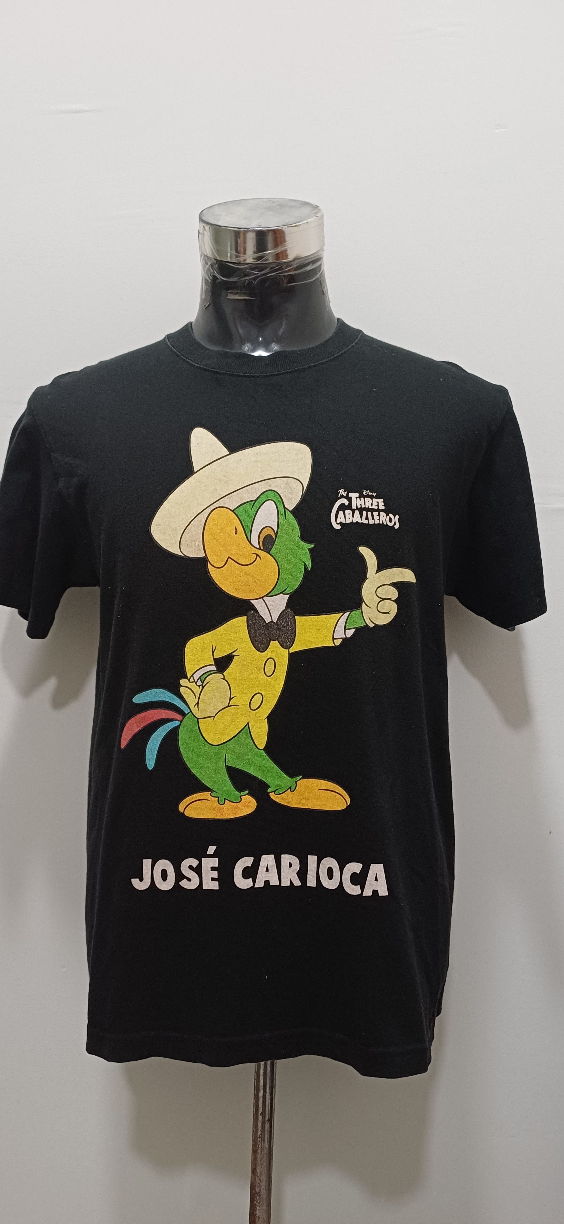Vintage VINTAGE DISNEY JOSE CARIOCA ART BUSH HIP HOP SHIRT Size US L / EU 52-54 / 3 - 1 Thumbnail