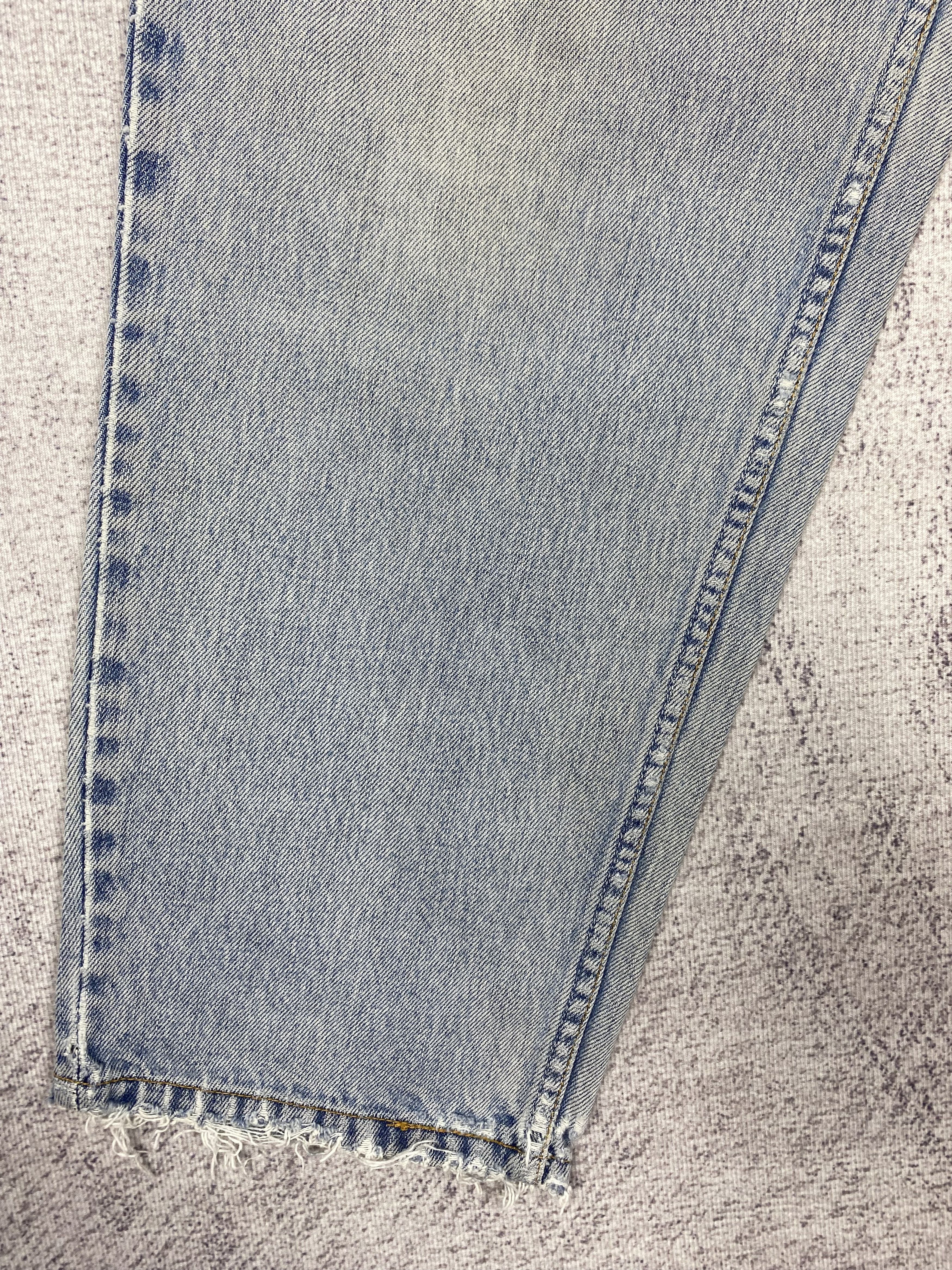 Levi's Vintage Levi's 560 Faded Blue Distressed Denim Jeans P0475 Size US 32 / EU 48 - 5 Thumbnail