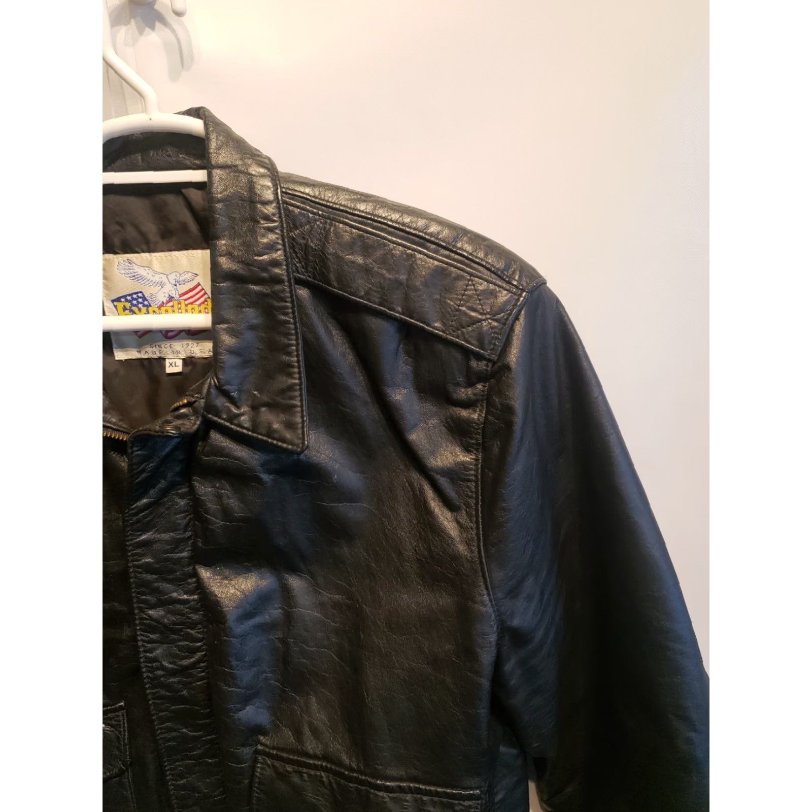 Vintage VINTAGE Excelled A-2 Black Leather Aviator Flight Bomber Jacket Mens XL size XL Leather Motorcycle Jacket Size US XL / EU 56 / 4 - 4 Thumbnail