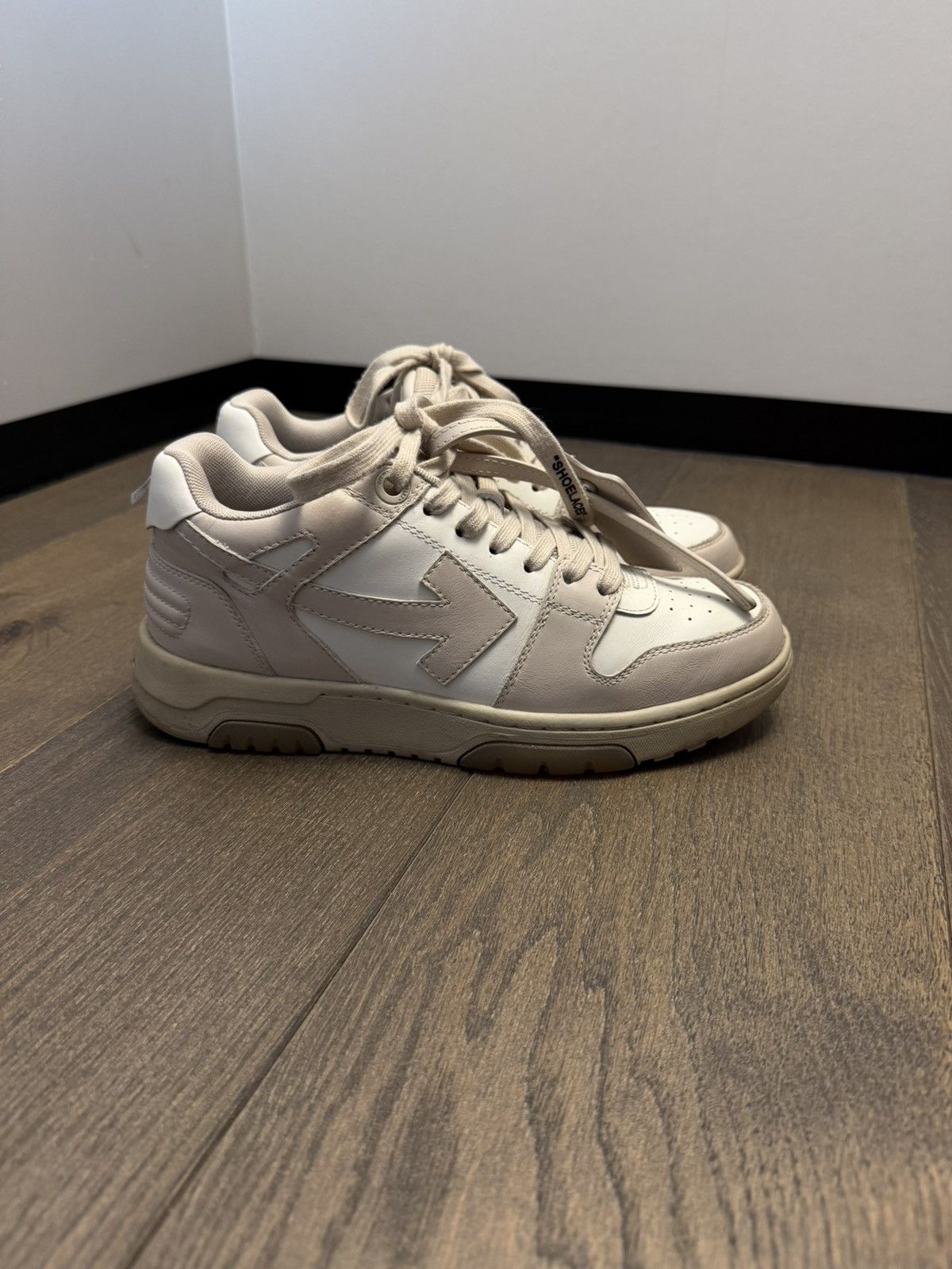 Off-White Off White Ouf Of Office Beige Size US 6 / EU 39 - 1 Thumbnail