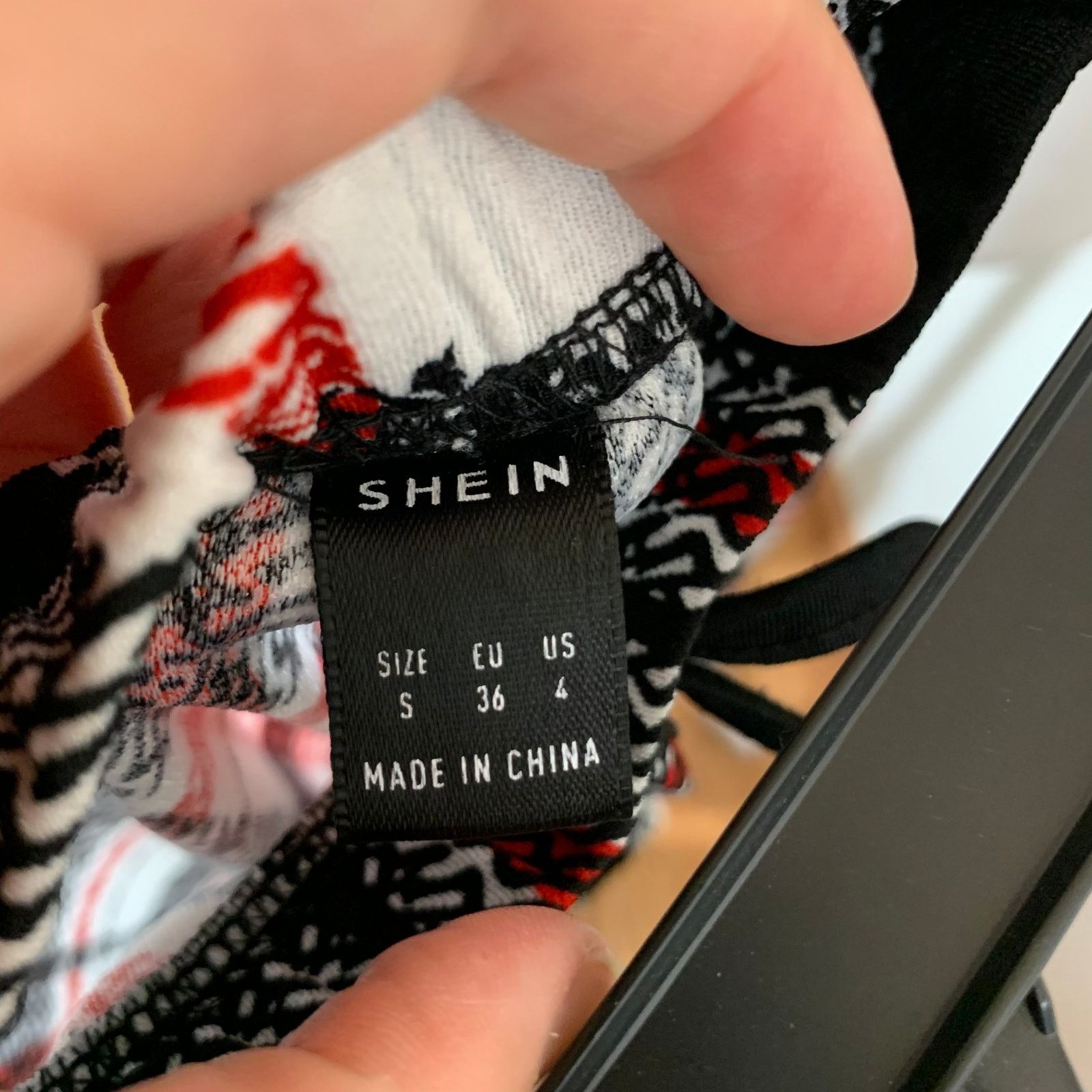 Shein SHEIN Cute pants size S Size 27" / US 4 / IT 40 - 2 Thumbnail