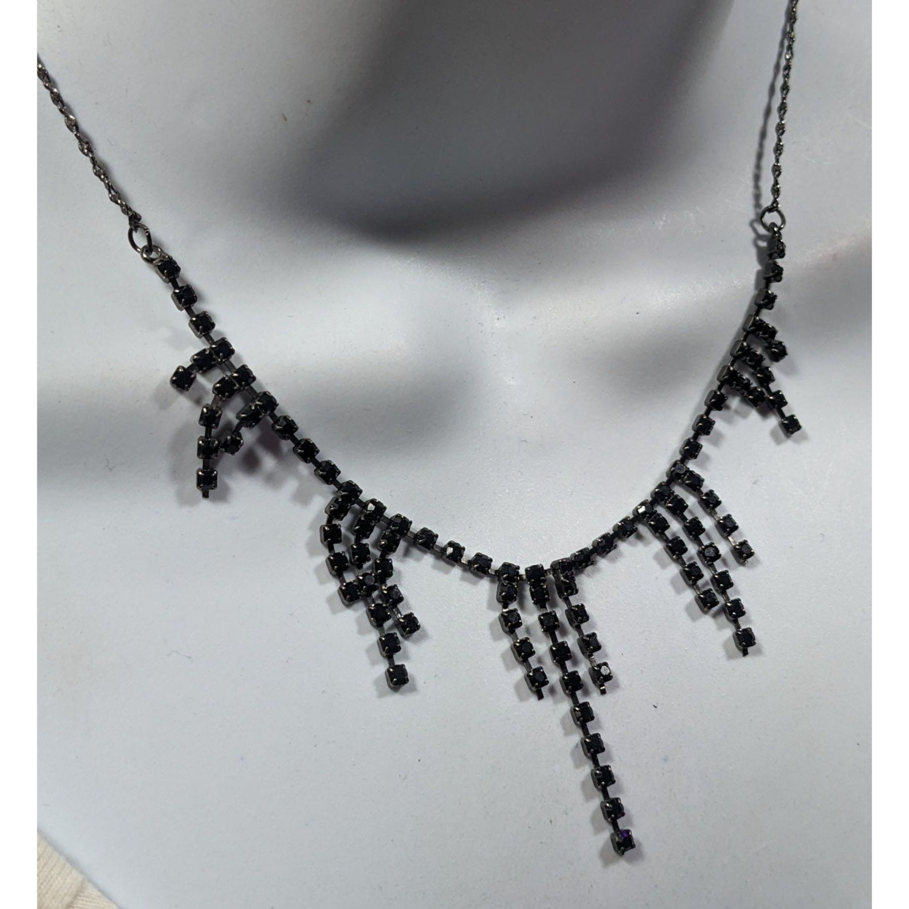 Other Claire's Gothic Dainty Black Rhinestone Necklace Size ONE SIZE - 2 Thumbnail