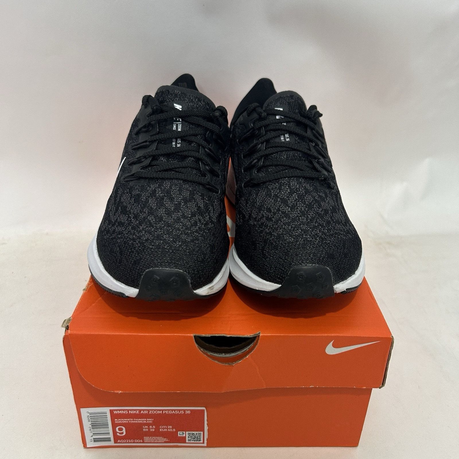Nike Nike Air Zoom Pegasus 36 WMNS “Black White Thunder Gray” Size US 9 / IT 39 - 2 Thumbnail