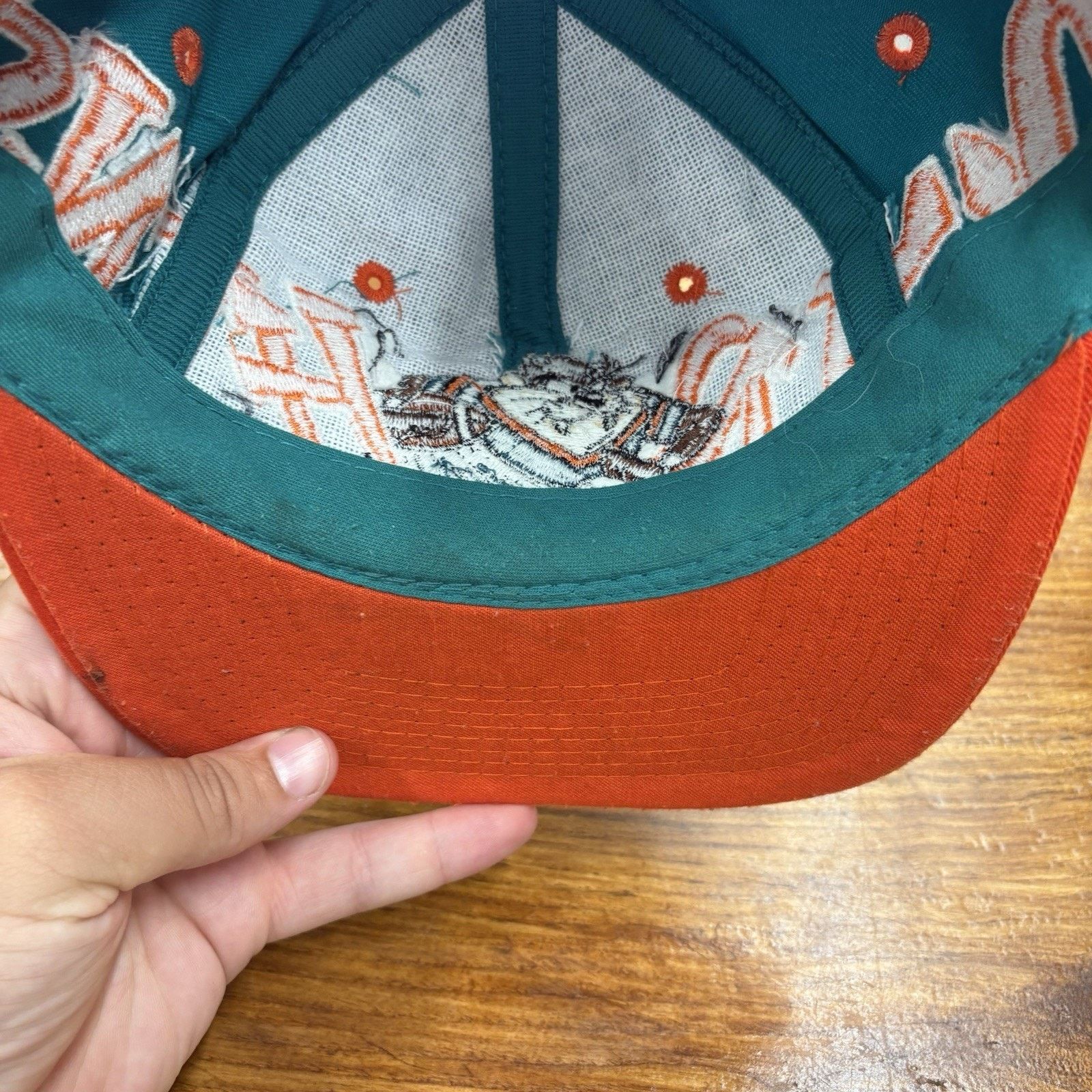 Logo 7 Vintage NFL Miami Dolphins X Taz Looney Toons Snap Back Hat Size ONE SIZE - 8 Thumbnail