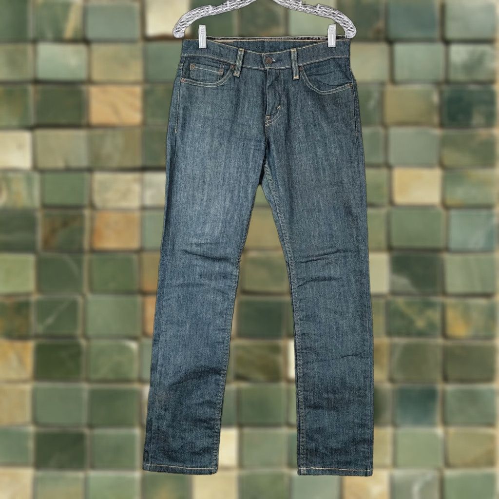 Levi's VINTAGE? No. Use: Levi's 511 Jeans Straight Men 30x30 Blue 30 Inseam Mens - Levi's 511 Straight Leg Jeans, Size 30, Blue, Men Size US 30 / EU 46 - 1 Thumbnail