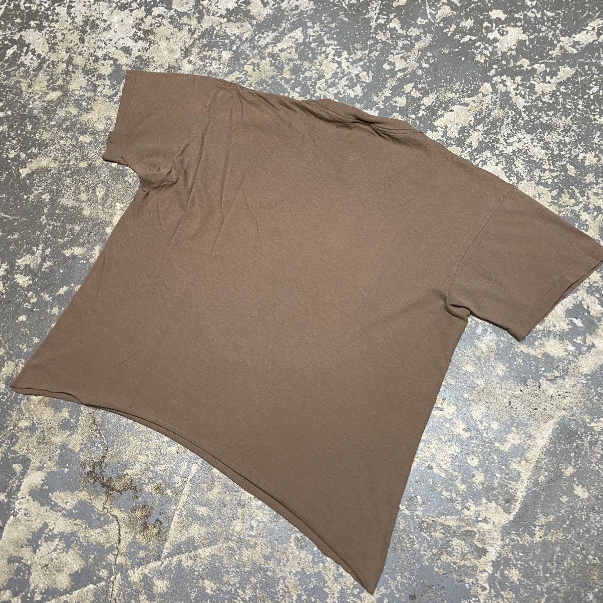 Vintage Vintage Brown Faded Blank Single Stitch Cropped Tshirt Size US L / EU 52-54 / 3 - 11 Thumbnail