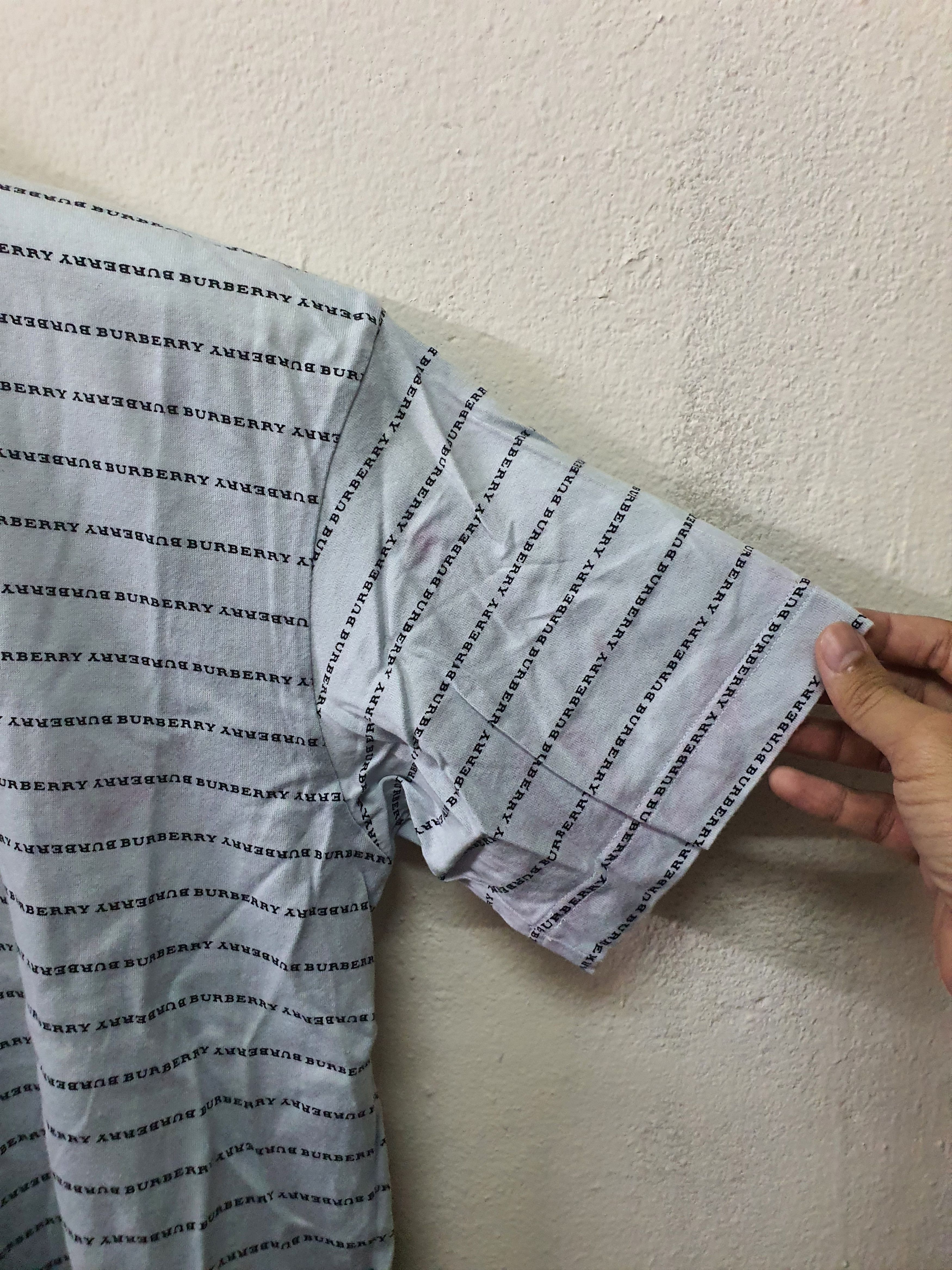 Burberry Burberry London Monogram T-shirt with an all-over print Size US M / EU 48-50 / 2 - 7 Thumbnail