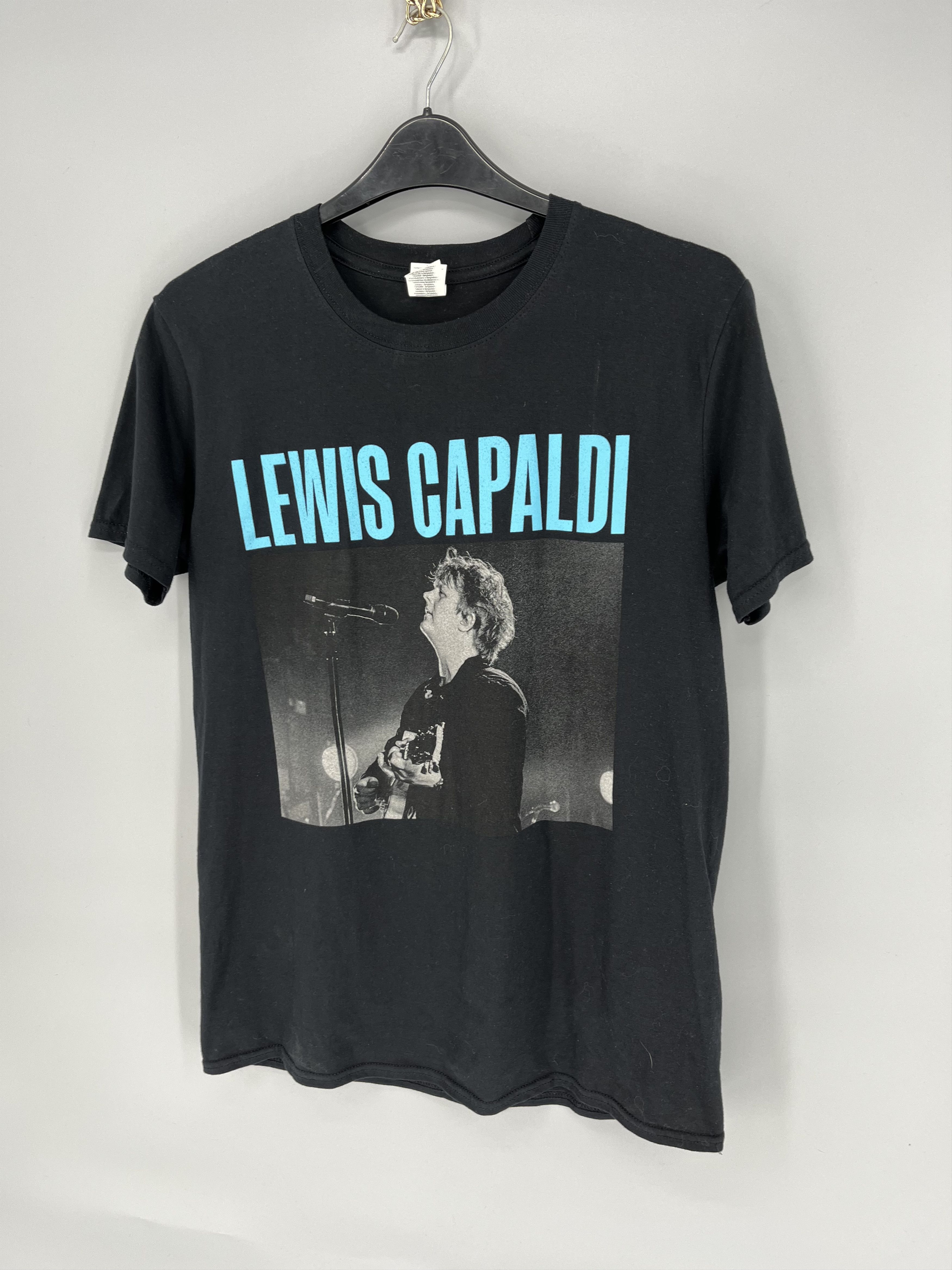 Band Tees × Vintage Mens Lewis Capaldi Vintage T-Shirt Band Tee Size M Size US M / EU 48-50 / 2 - 3 Thumbnail
