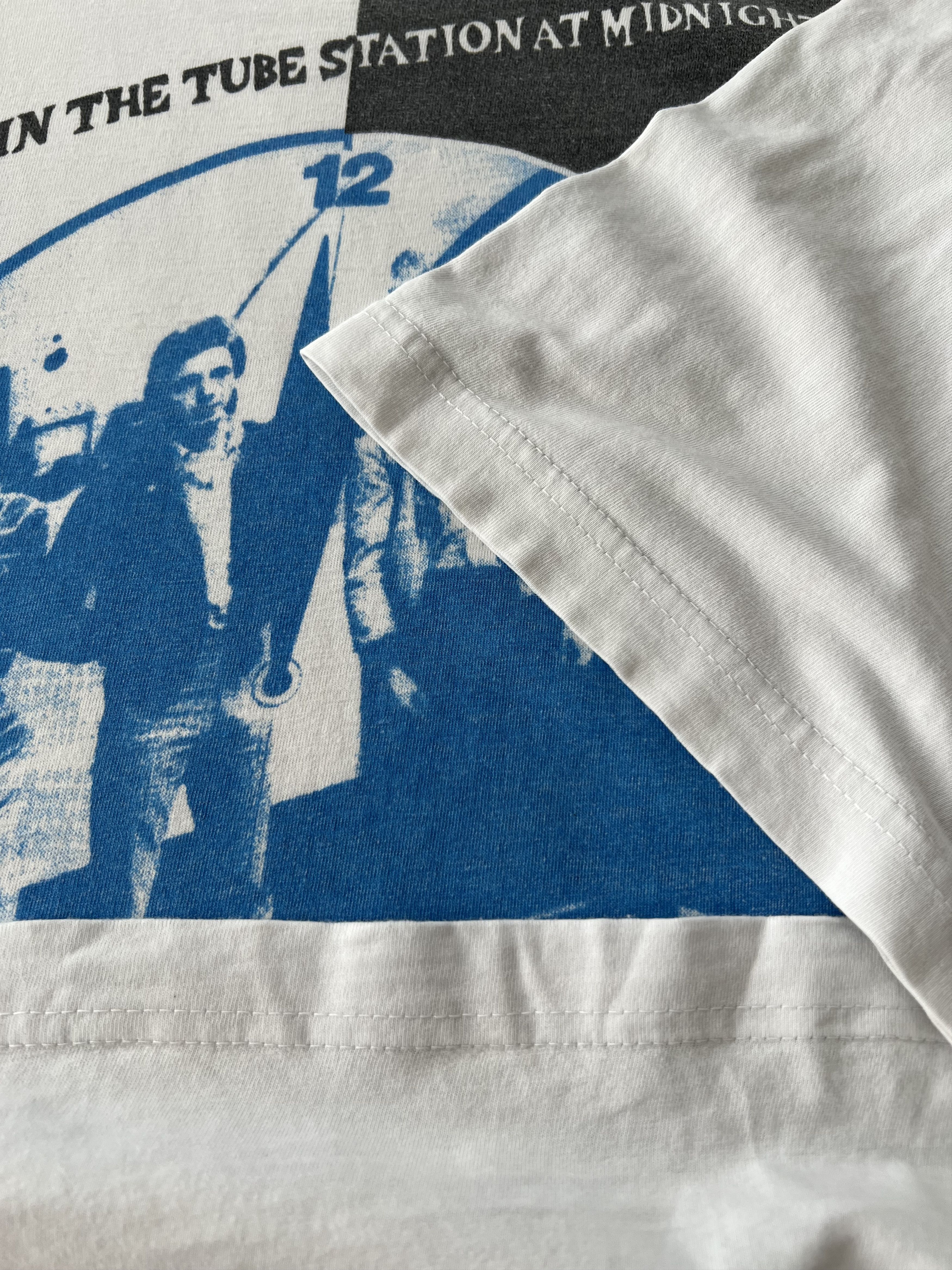 Band Tees Vintage 90s The Jam Down in the Tube Station at Midnight Tee Size US XL / EU 56 / 4 - 6 Thumbnail