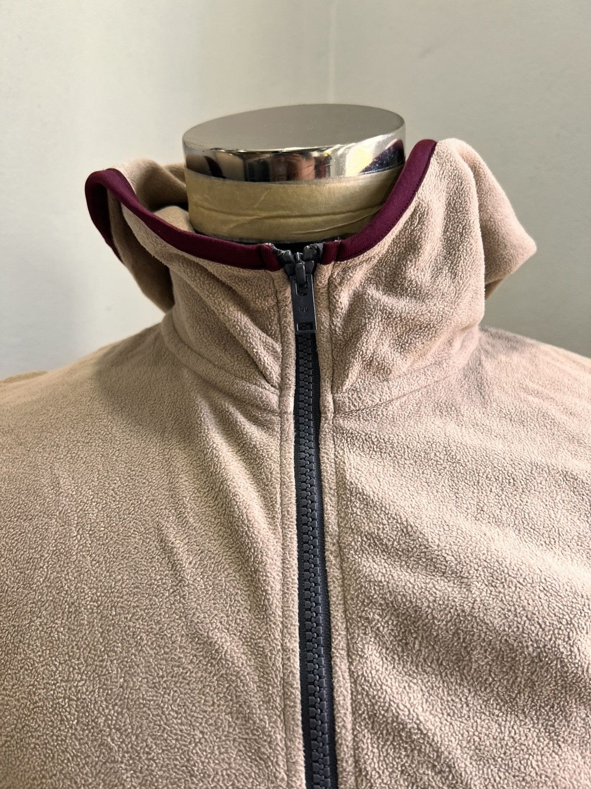 Japanese Brand × Undercover × Uniqlo Undercover Uniqlo Zipper Sweater Size US S / EU 44-46 / 1 - 3 Thumbnail