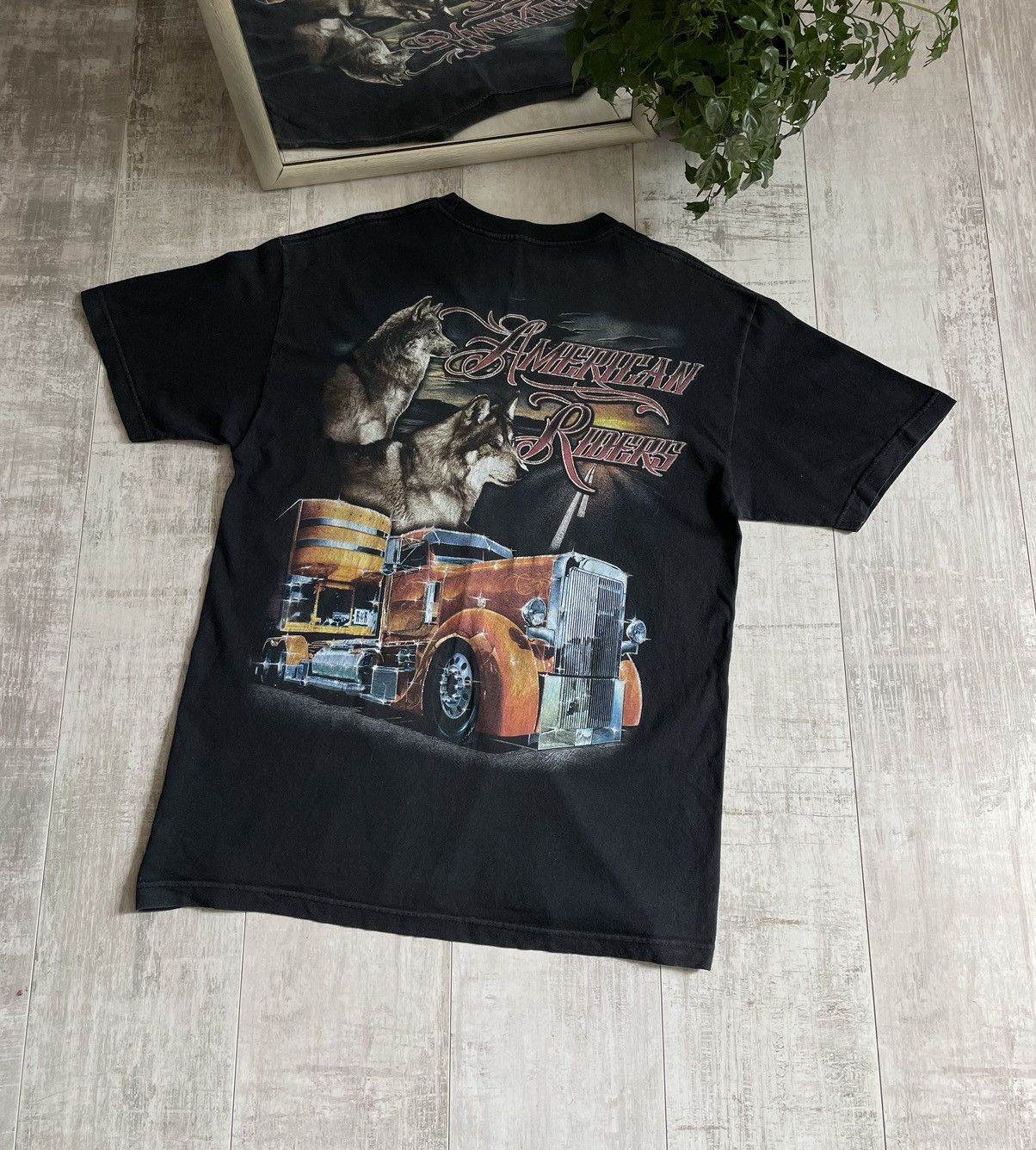 Other Vintage 3D Emblem American Riders 90’s T-Shirt Truck Wolf Size US L / EU 52-54 / 3 - 1 Thumbnail