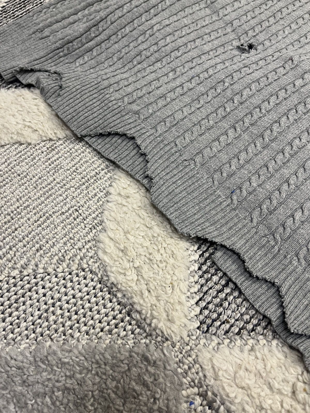Japanese Brand × Vintage VINTAGE SWEATER WITH HOLES FADED Size US S / EU 44-46 / 1 - 4 Thumbnail