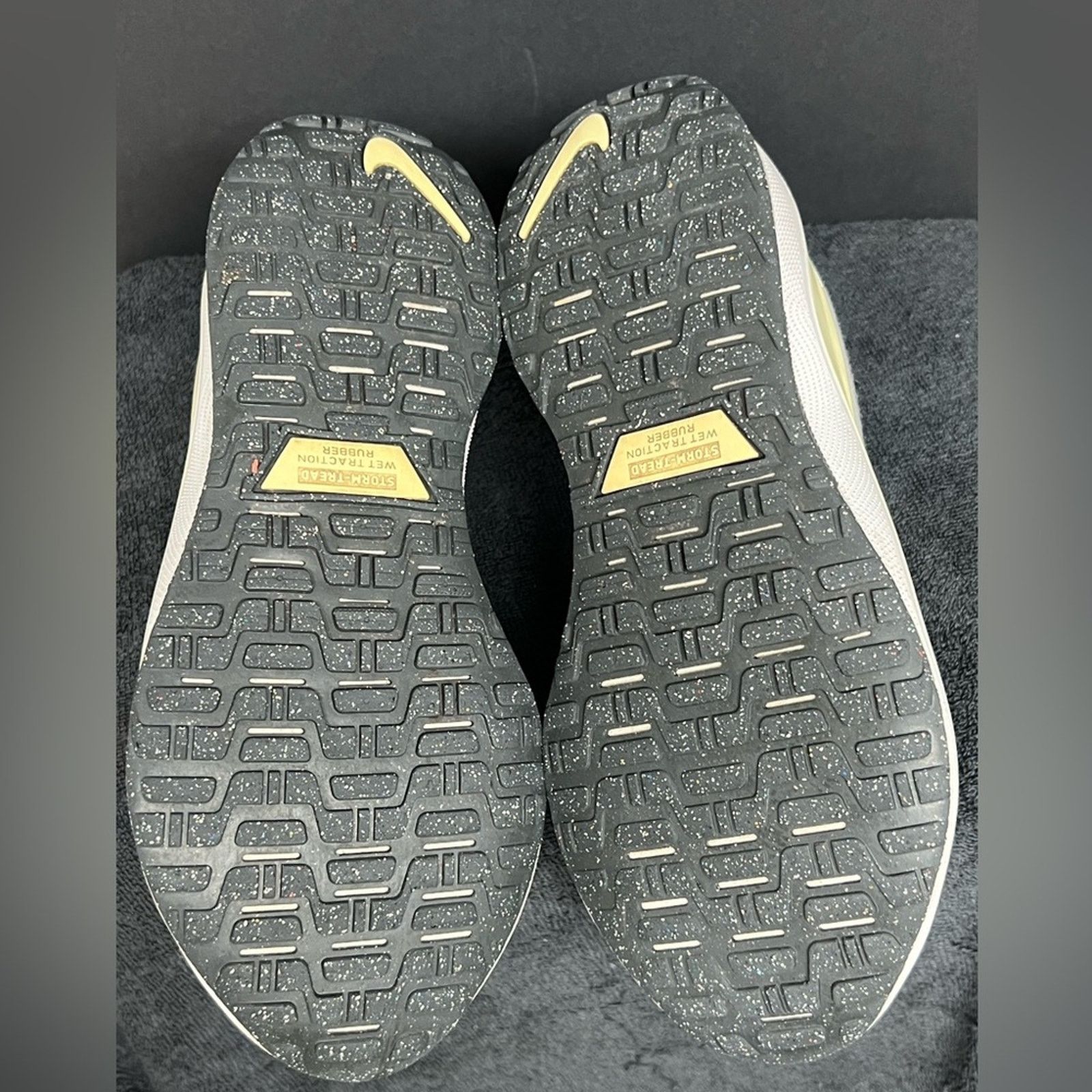 Nike Nike ReactX Infinity Run 4 GTX GORE TEX Pale Ivory Size 8.5 Size US 8.5 / IT 38.5 - 8 Thumbnail