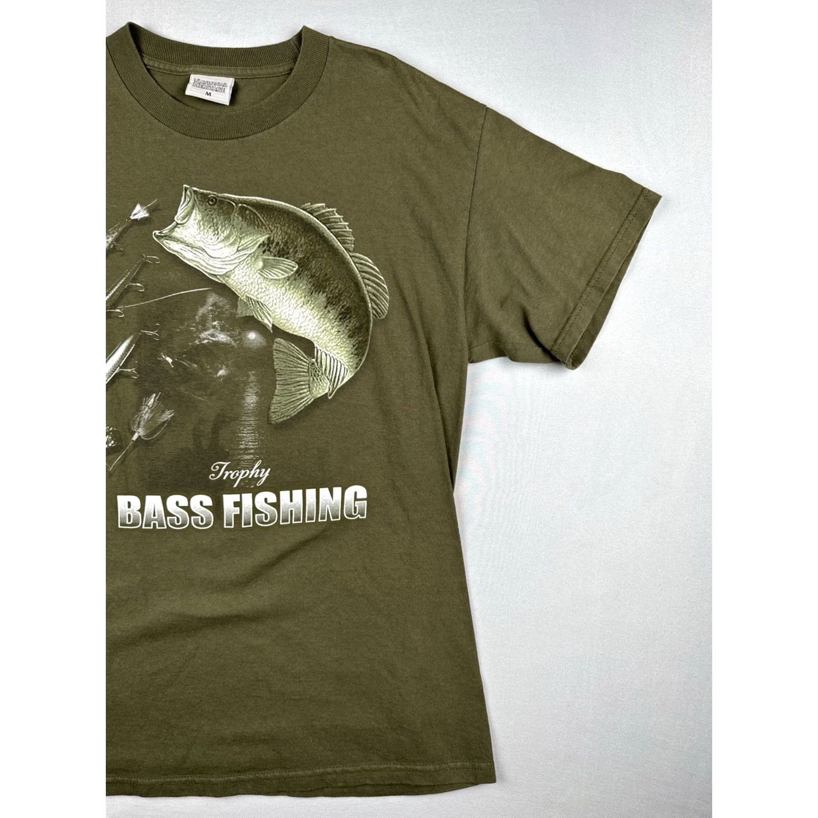 Olive VINTAGE National Heritage T-Shirt Olive Green M Short Sleeve Crew Neck Bass Trophy Graphic Mens Shirt Vintage 1990s Geared Toward Fishing Fans Size US M / EU 48-50 / 2 - 5 Thumbnail