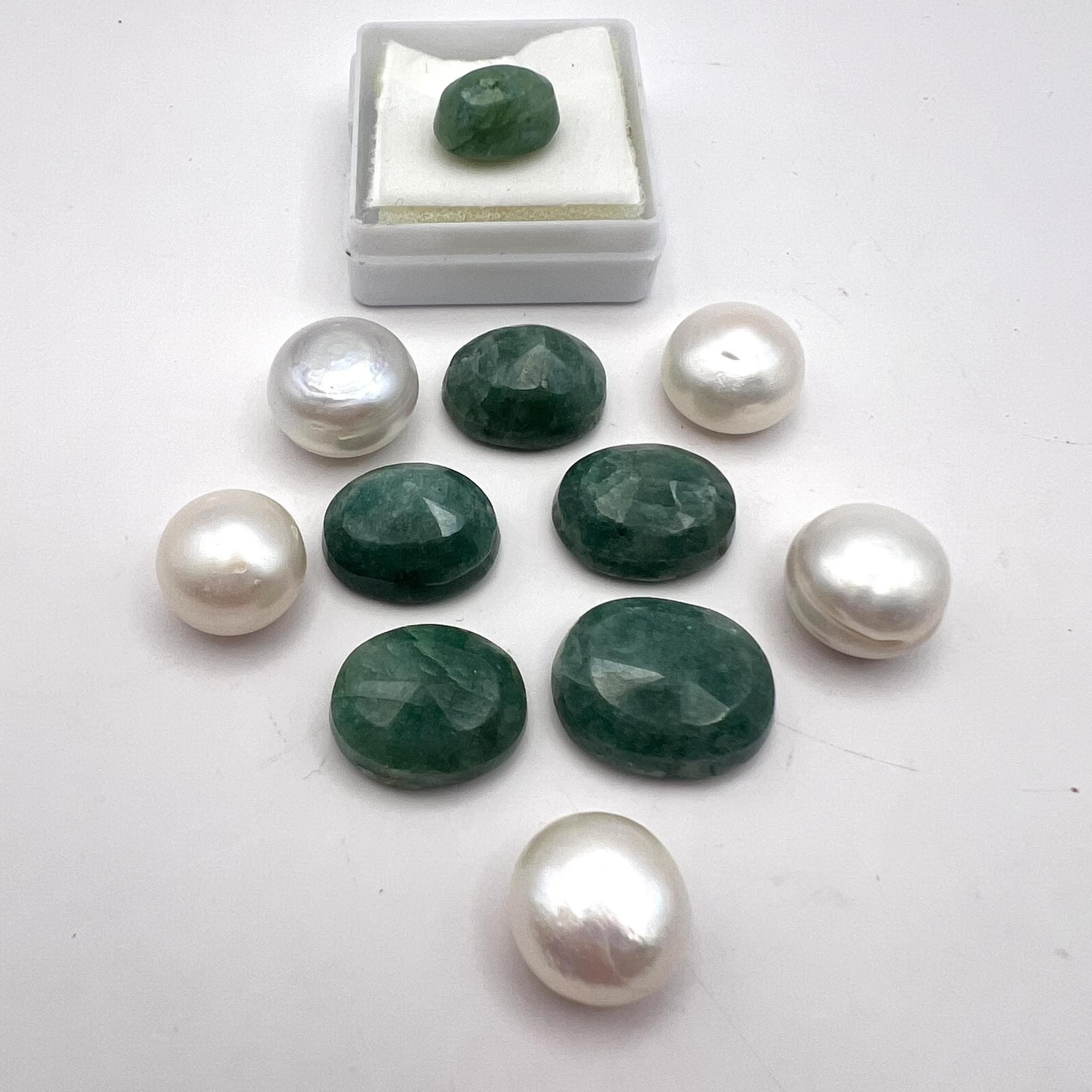Vintage Beryl Emerald Gemstone Certified + Lot of 10 Stones Pearls Size ONE SIZE - 2 Thumbnail