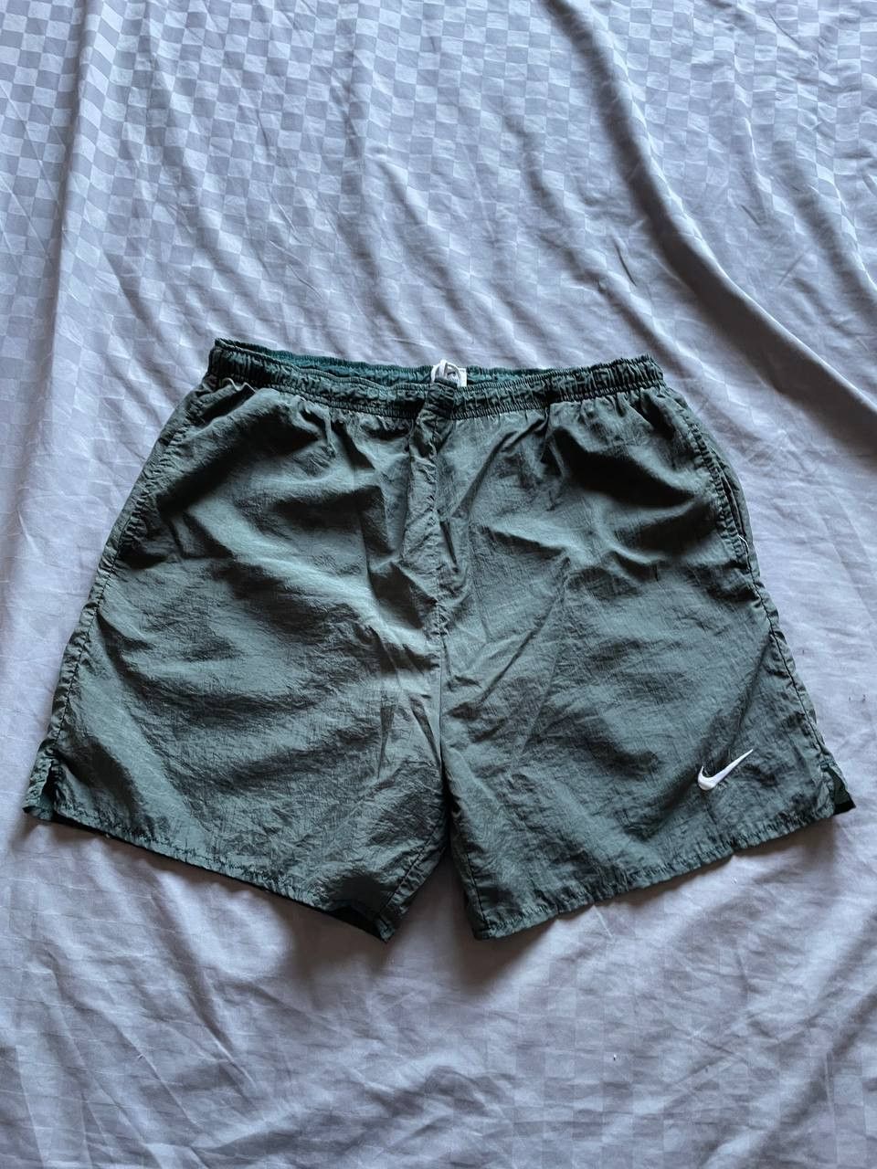 Nike Vintage Nike shorts streetwear swoosh casual y2k size M Size US 32 / EU 48 - 1 Thumbnail