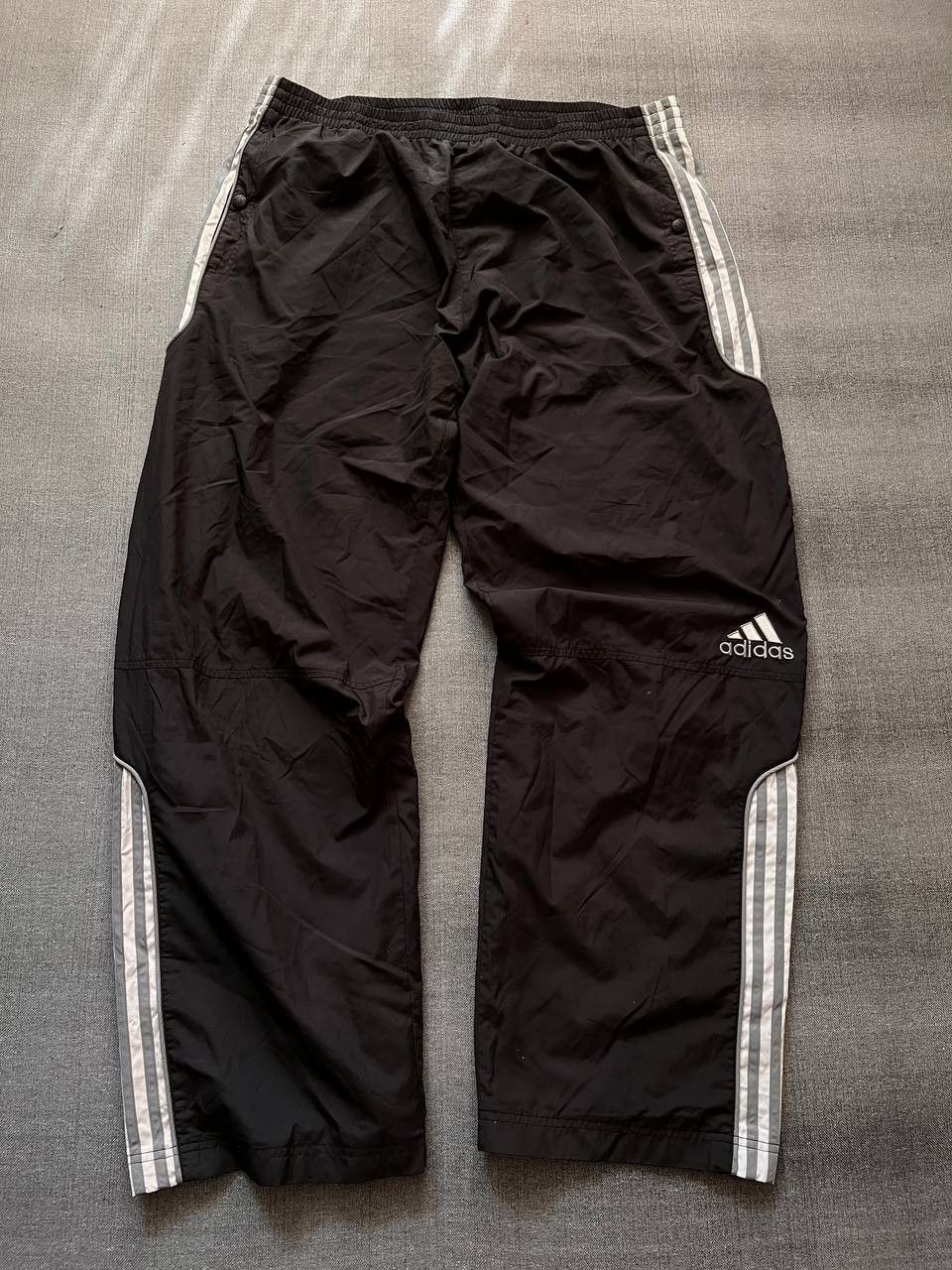 Adidas × Japanese Brand Adidas Track Pants 00s parachute size XL Size US 34 / EU 50 - 1 Thumbnail