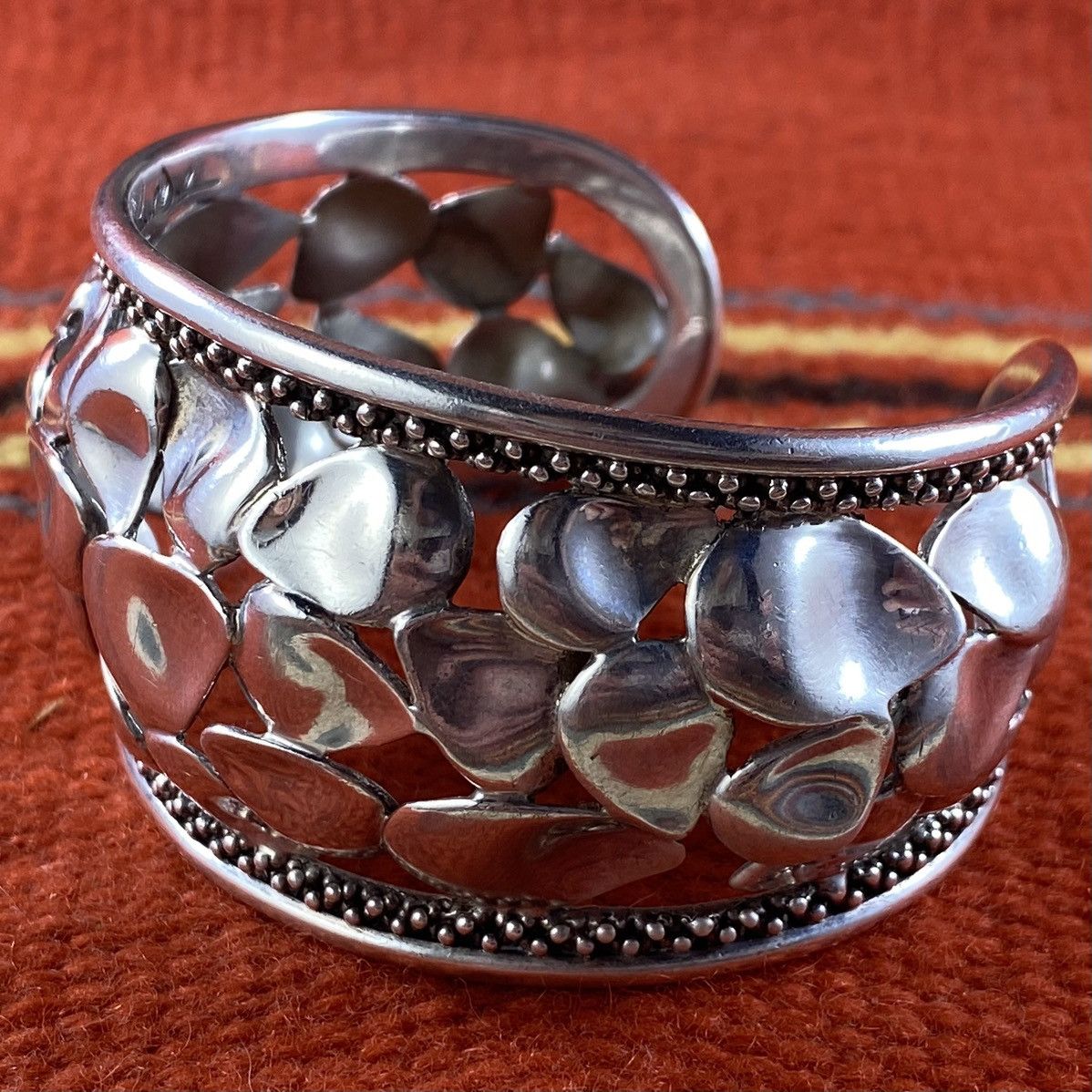 Vintage Vtg Michael Dakwins Sterling Silver Brutalist Petal Cuff 925 Size ONE SIZE - 3 Thumbnail