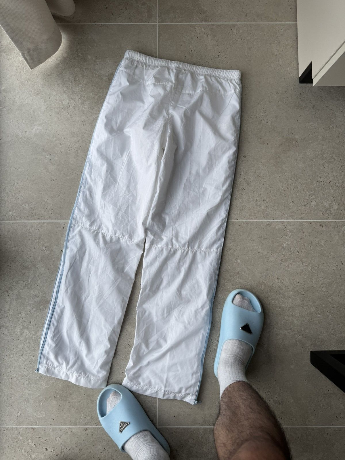 Nike Nike vintage white track pants small swoosh 2000s Size US 28 / EU 44 - 2 Thumbnail