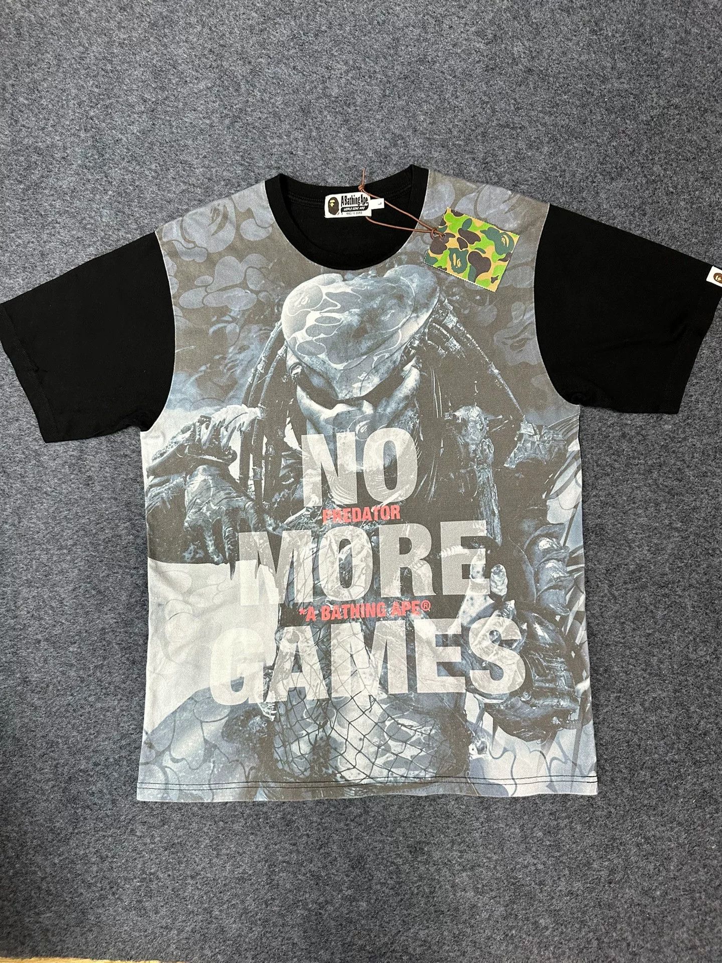 Bape Bape T Multi Shark T-Shirt Casual Size US L / EU 52-54 / 3 - 1 Thumbnail