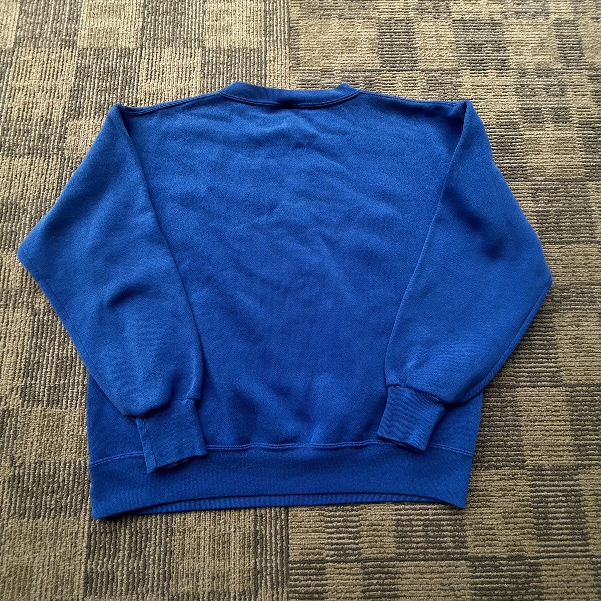Nutmeg Vintage 90’s Yale University Blue Spell-Out Crewneck Size M / US 6-8 / IT 42-44 - 8 Thumbnail