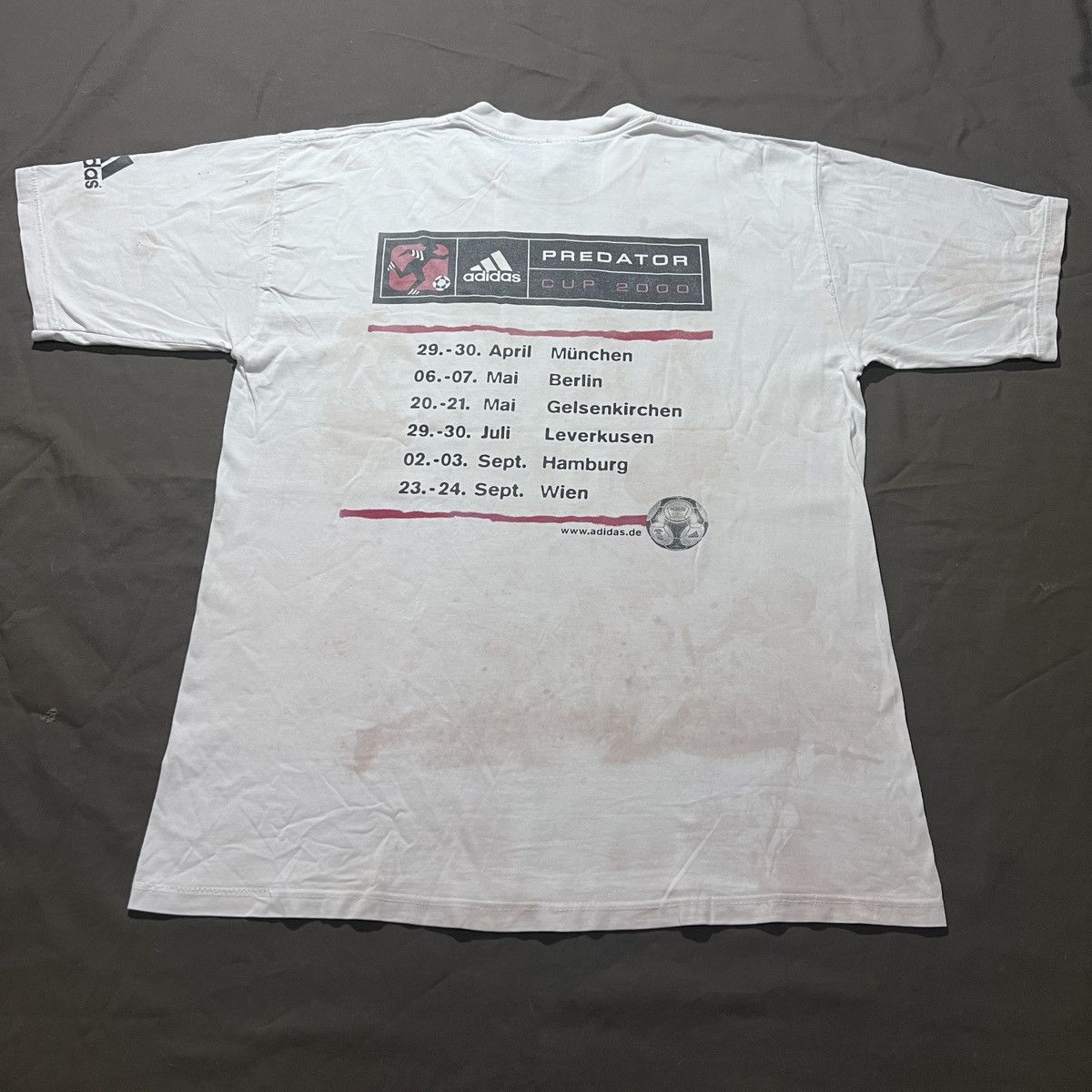Adidas Vintage Adidas Predator Cup 2000 Tee Faded Thrashed Football Size US L / EU 52-54 / 3 - 10 Thumbnail