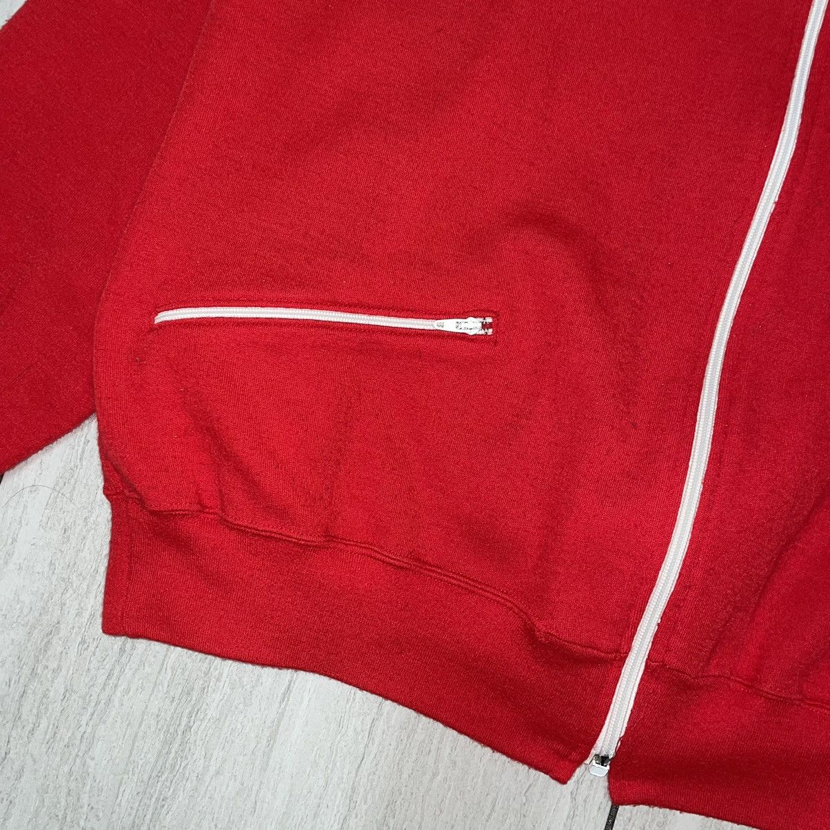 Rainbow × Vintage Vintage 70s Red Zip Up SWEATSHIRT Size US M / EU 48-50 / 2 - 2 Thumbnail