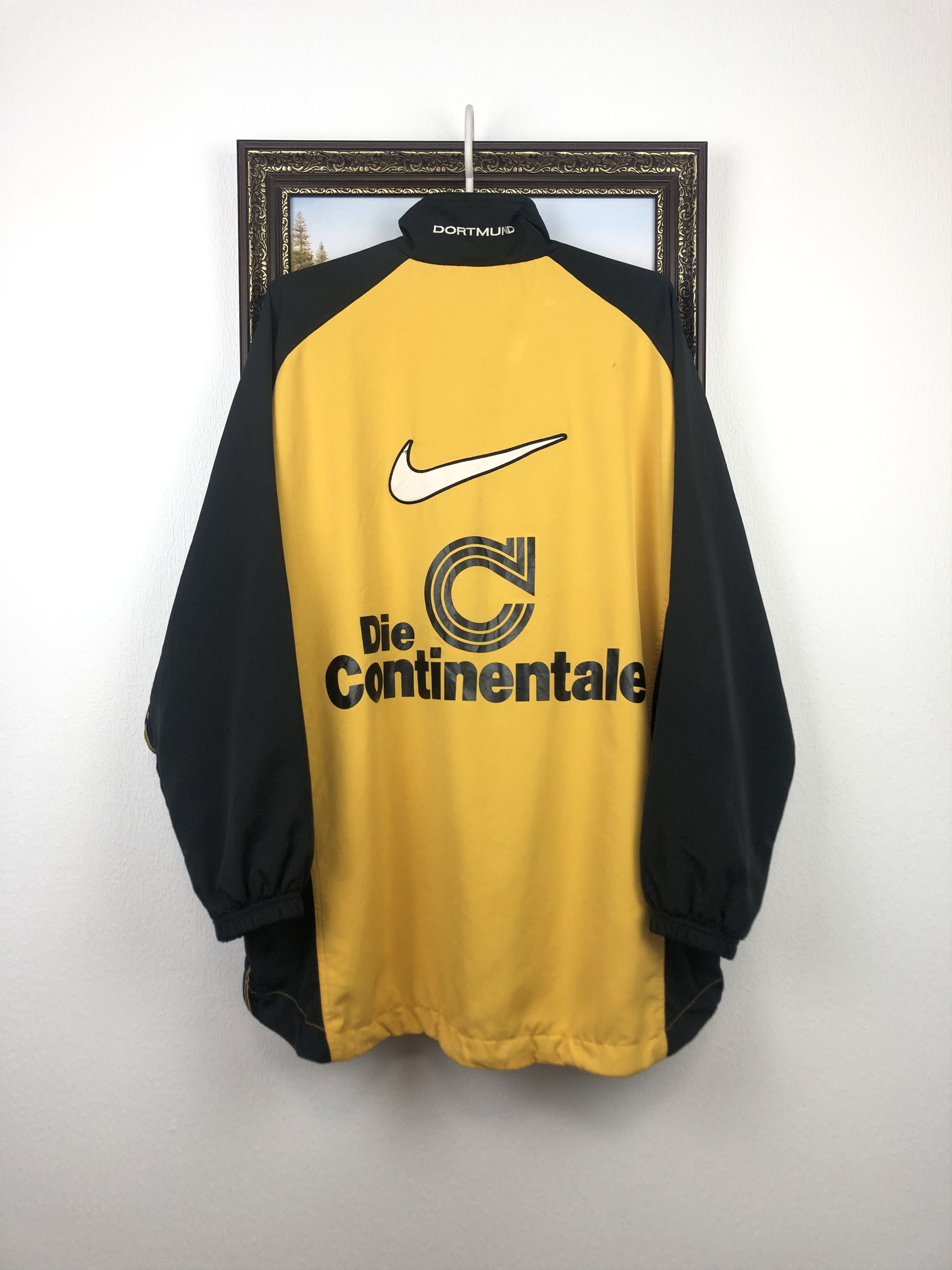 Nike × Vintage Vintage Nike Borussia Dortmund Football Jacket Soccer Track Size US M / EU 48-50 / 2 - 13 Thumbnail