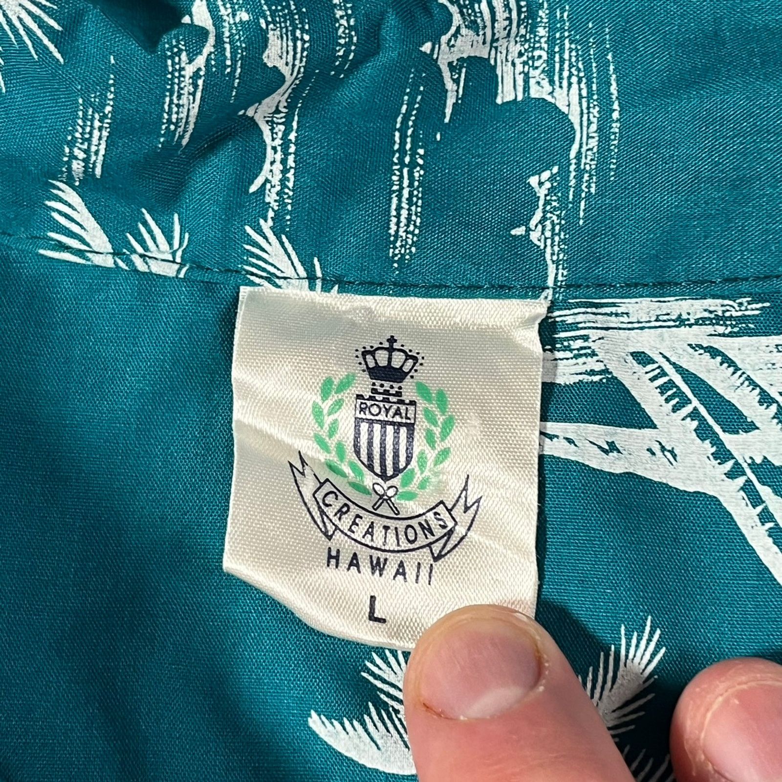 Vintage Vintage 1990’s Made in Hawaii Royal Creations Button Up Med Size US M / EU 48-50 / 2 - 6 Thumbnail