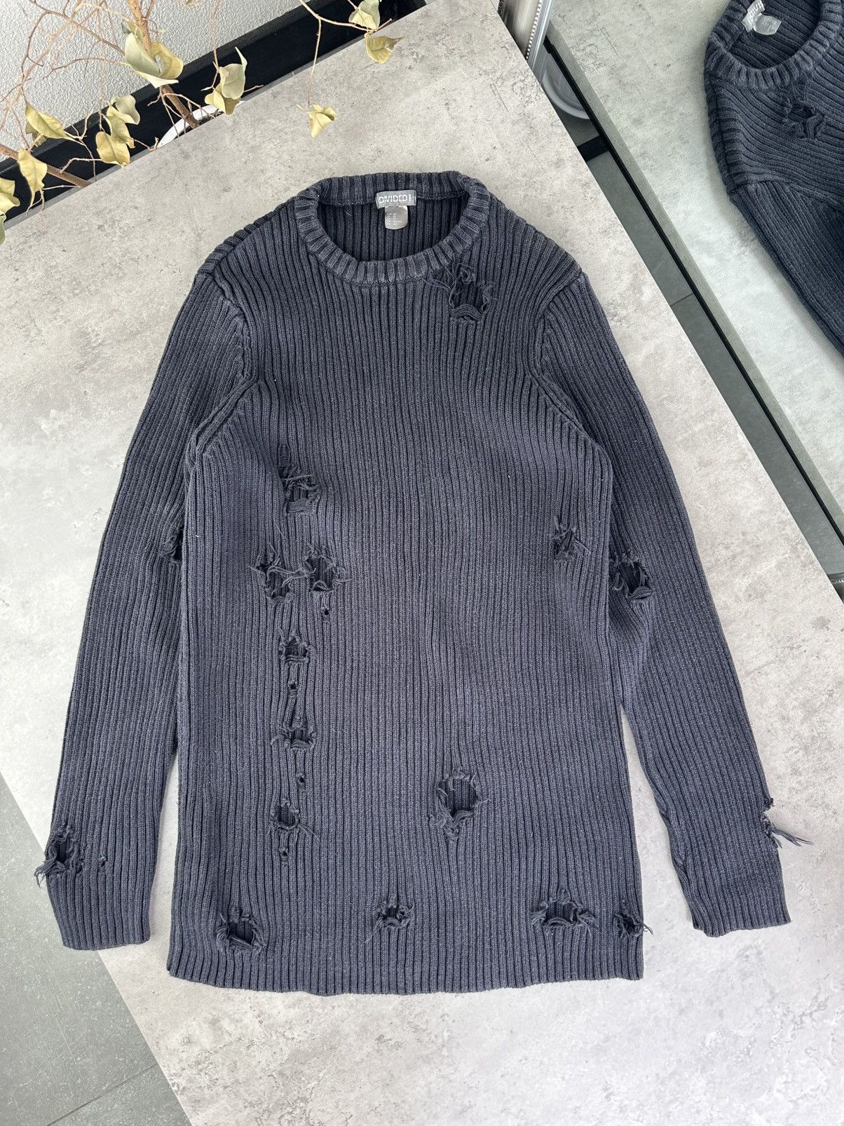Japanese Brand H&M Distressed Sweater Size US XS / EU 42 / 0 - 1 Thumbnail