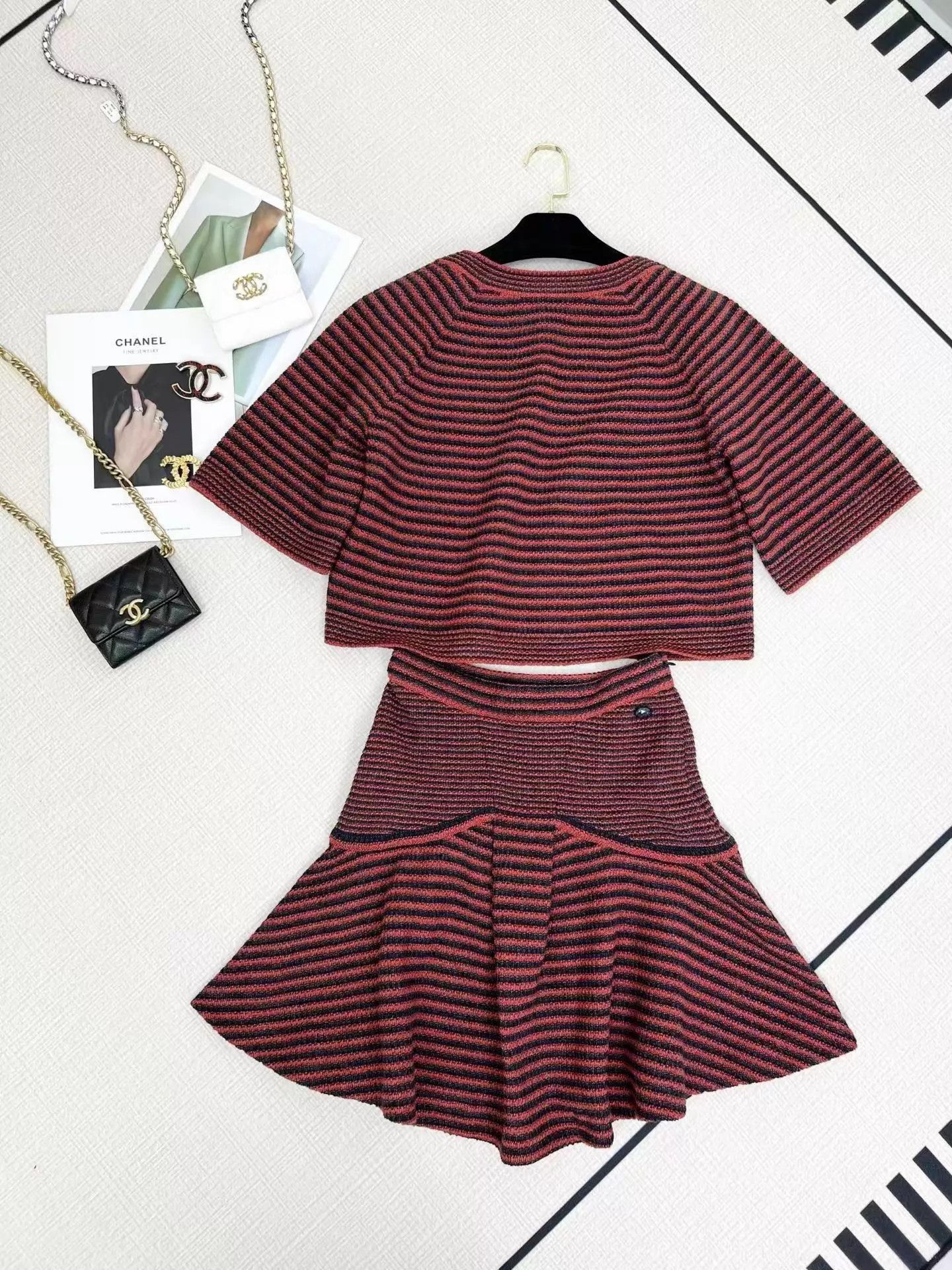 Chanel Chanel Italian striped suit set 34/36 like new Size XS / US 0-2 / IT 36-38 - 2 Thumbnail