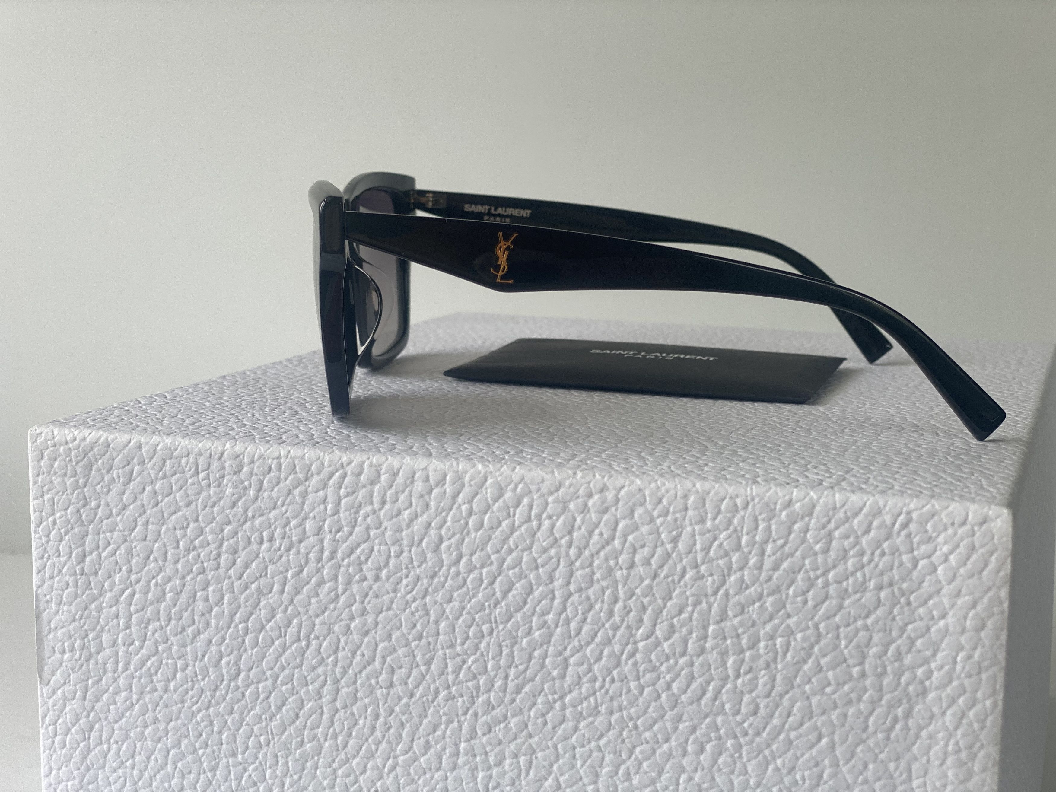 Saint Laurent Paris Saint Laurent Monogram sunglasses Size ONE SIZE - 2 Thumbnail