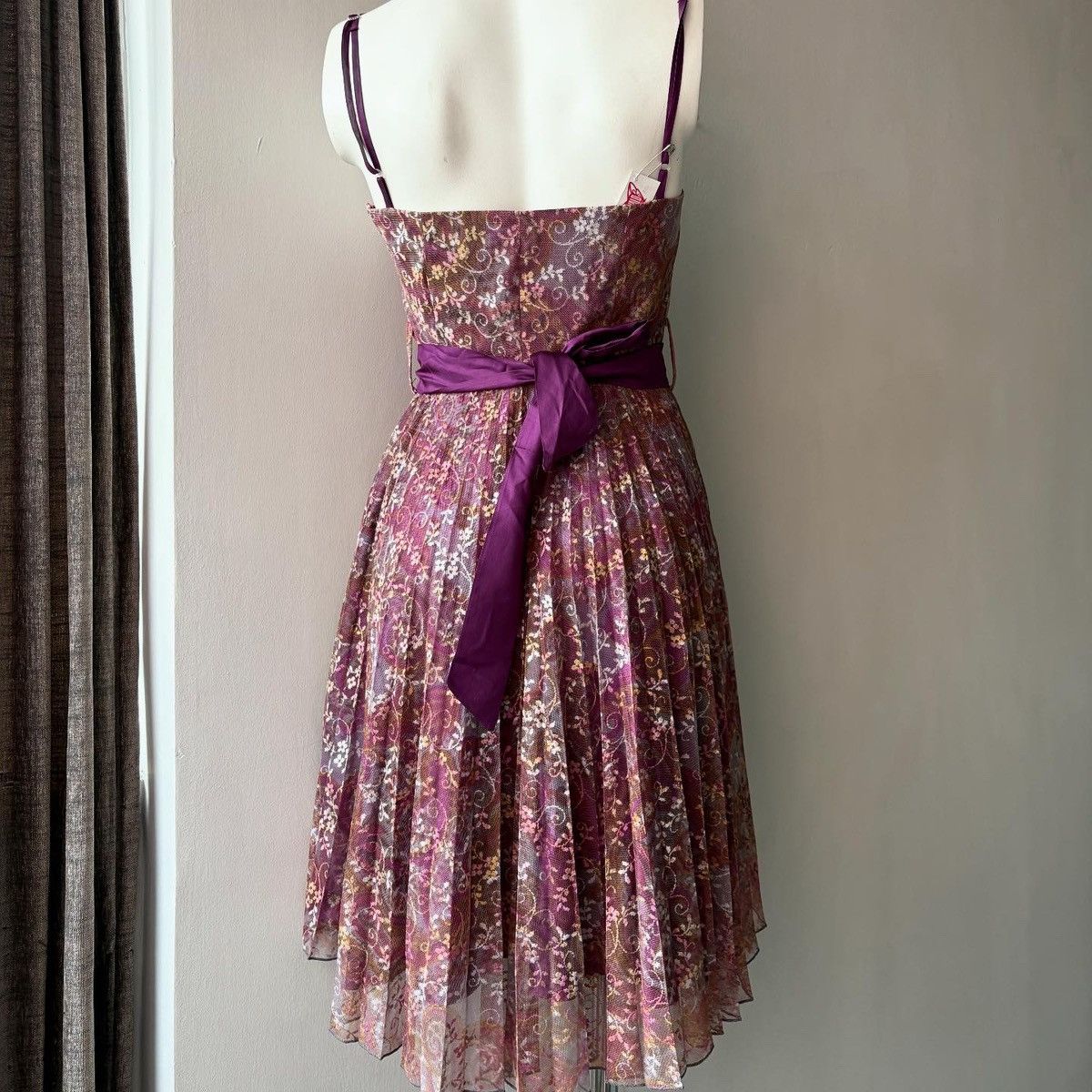 Vintage Herry dress Size M / US 6-8 / IT 42-44 - 4 Thumbnail
