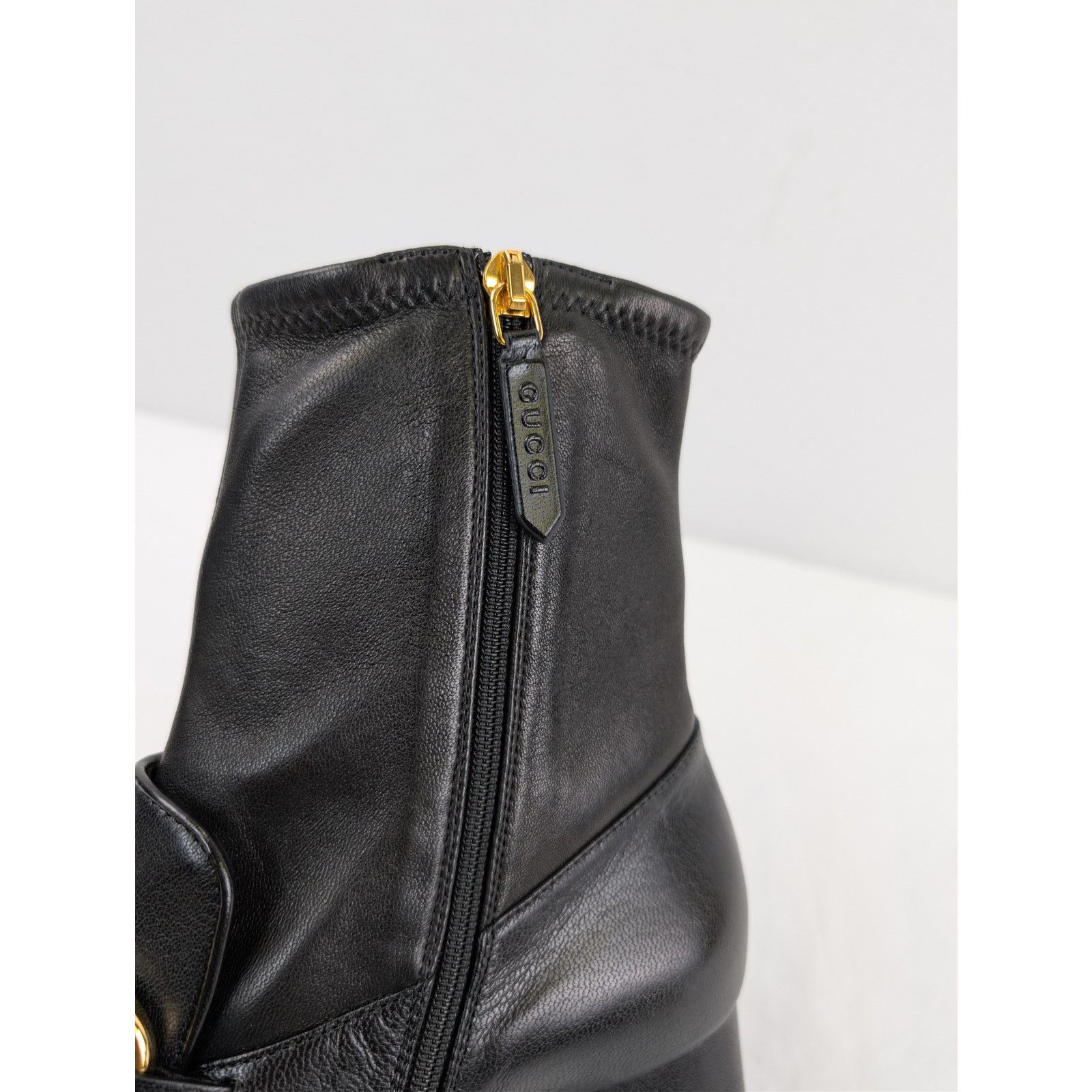 Gucci o1rshd1 Horsebit Leather ankle boot in Black-Gold Toned Size US 10 / IT 40 - 13 Thumbnail