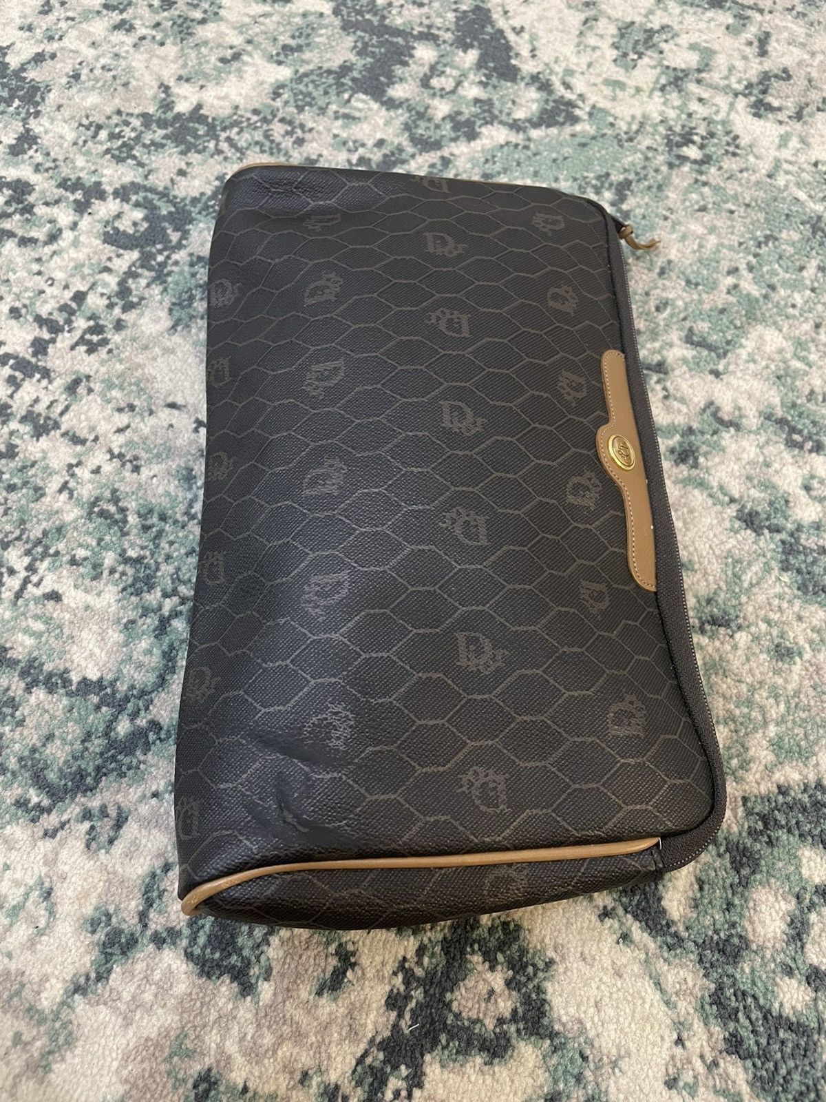 Dior 1990 - Dior Honey Comb Monogram Leather Clutch Bag Size ONE SIZE - 8 Thumbnail