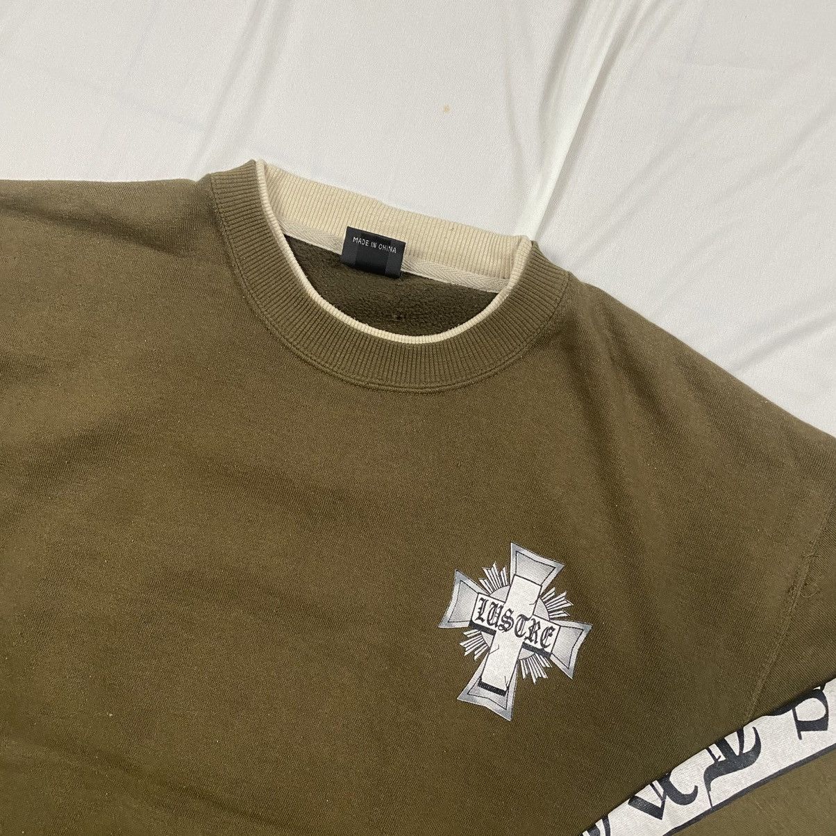 Japanese Brand Vintage y2k Lustre Cross Tattoo Boxy Crewneck Size US M / EU 48-50 / 2 - 8 Thumbnail