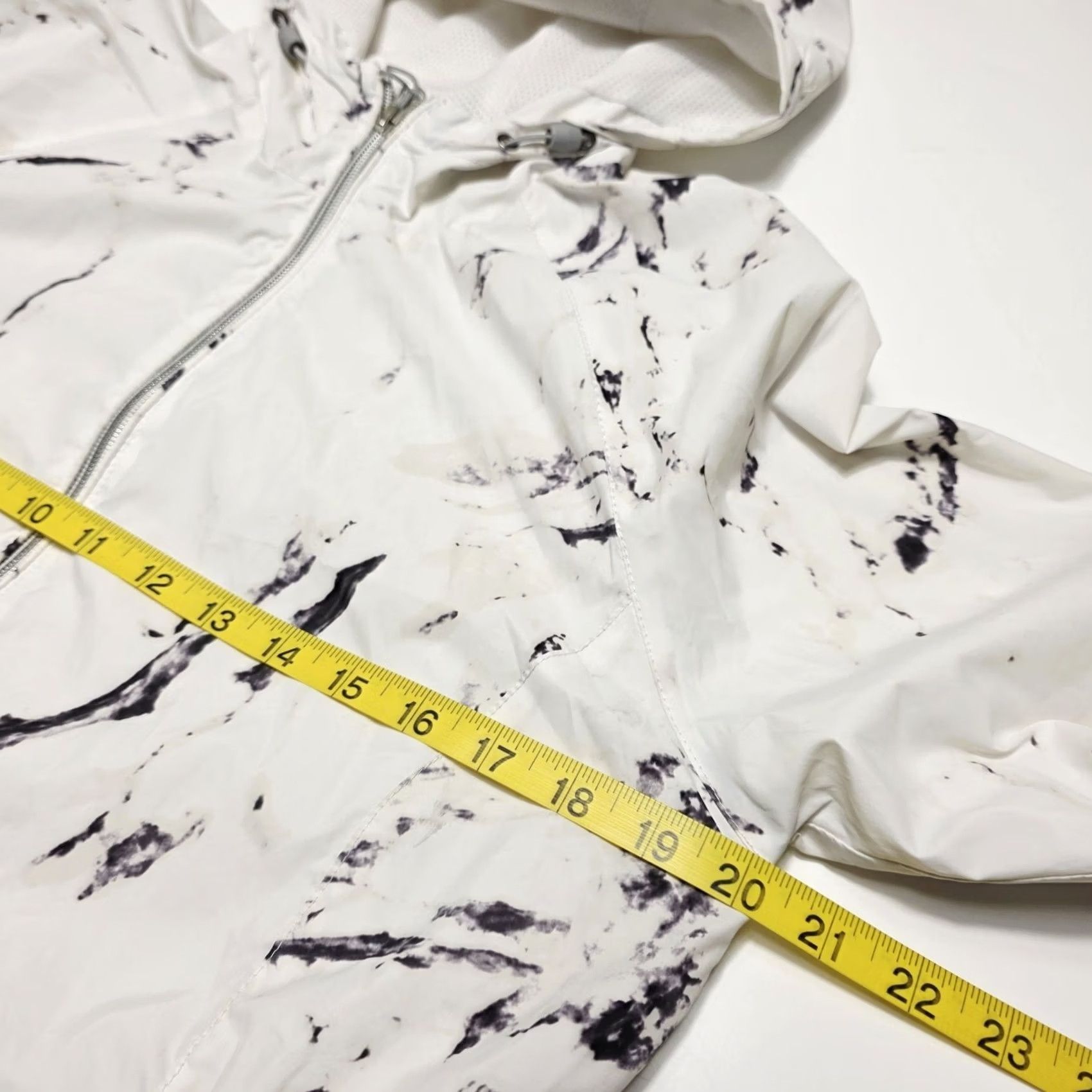 New Balance New Balance Windbreaker Hood Zip Women White Medium Jacket Regular Size M Size M / US 6-8 / IT 42-44 - 6 Thumbnail