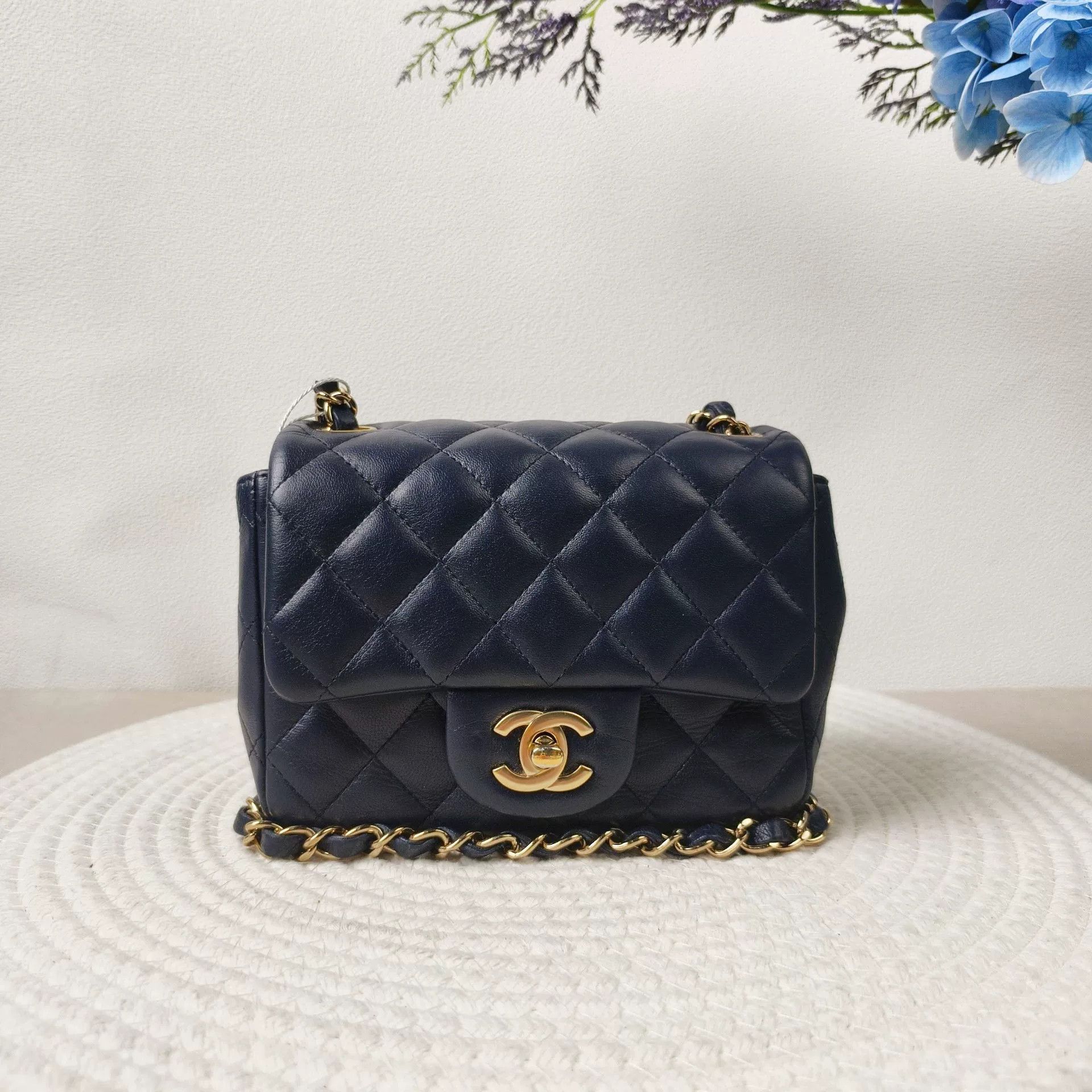 Chanel Pre-loved Bag Very good condition Size ONE SIZE - 1 Thumbnail