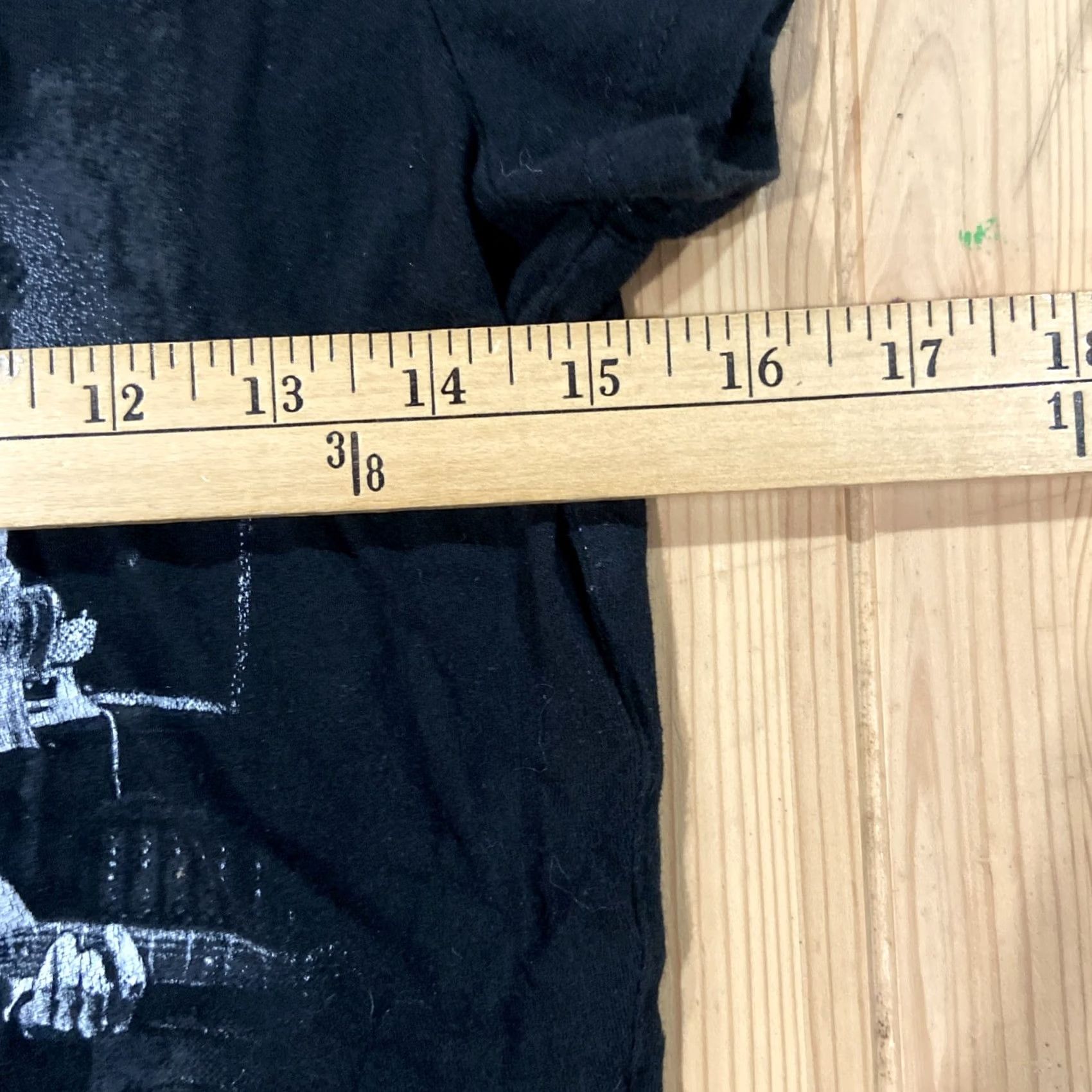 Almost Famous Almost Famous Black Short Sleeve M Women’s Shirt Grunge Colorful Casual Mens? No, keep as Women’s Shirt M Black Grunge 90s? Size M / US 6-8 / IT 42-44 - 6 Thumbnail