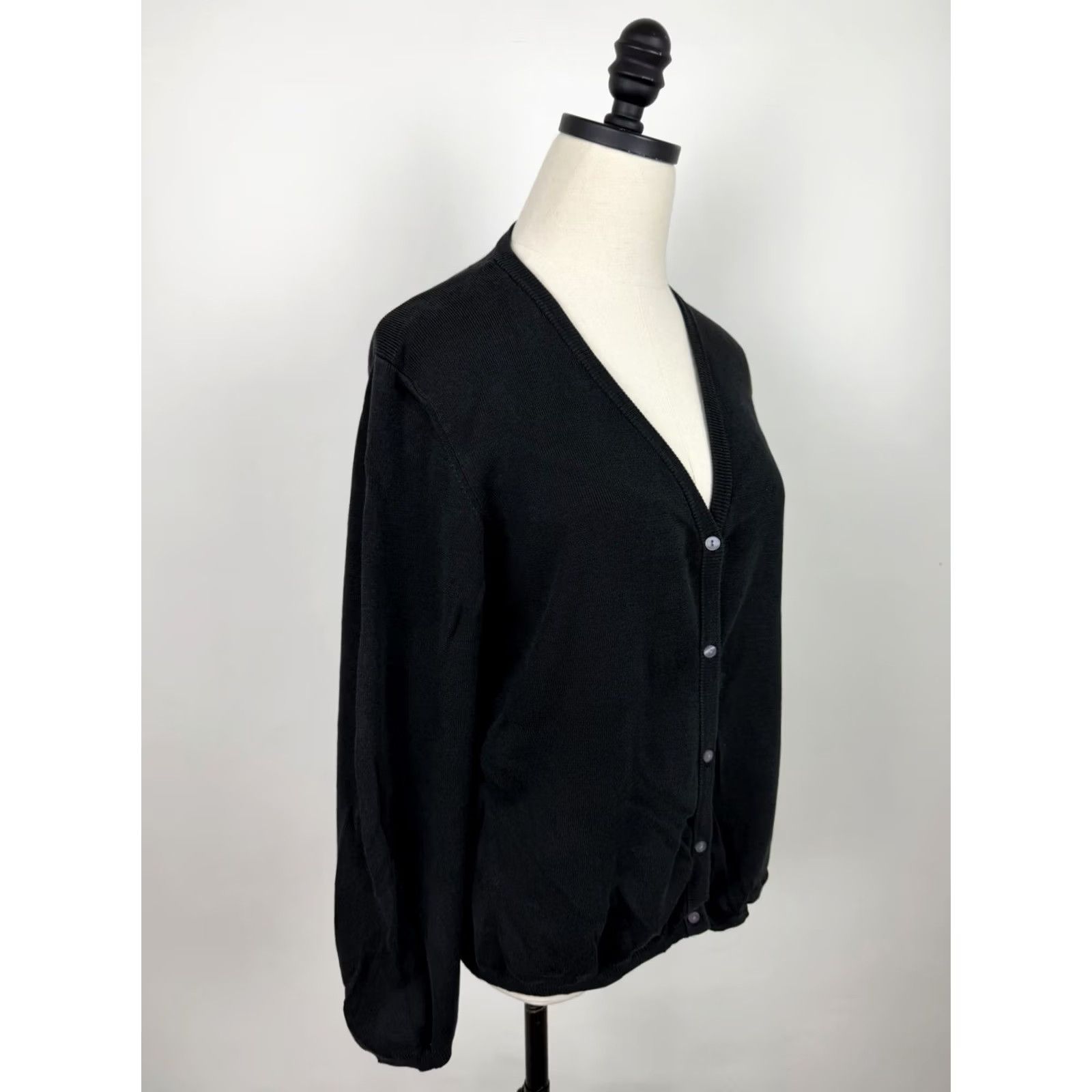 Ann Taylor VINTAGE Ann Taylor Cardigan Sweater Womens Large Black 90s Minimal Knit Silk Blend Lightweight Crew Neck Cardigan Womens Size L / US 10 / IT 46 - 4 Thumbnail
