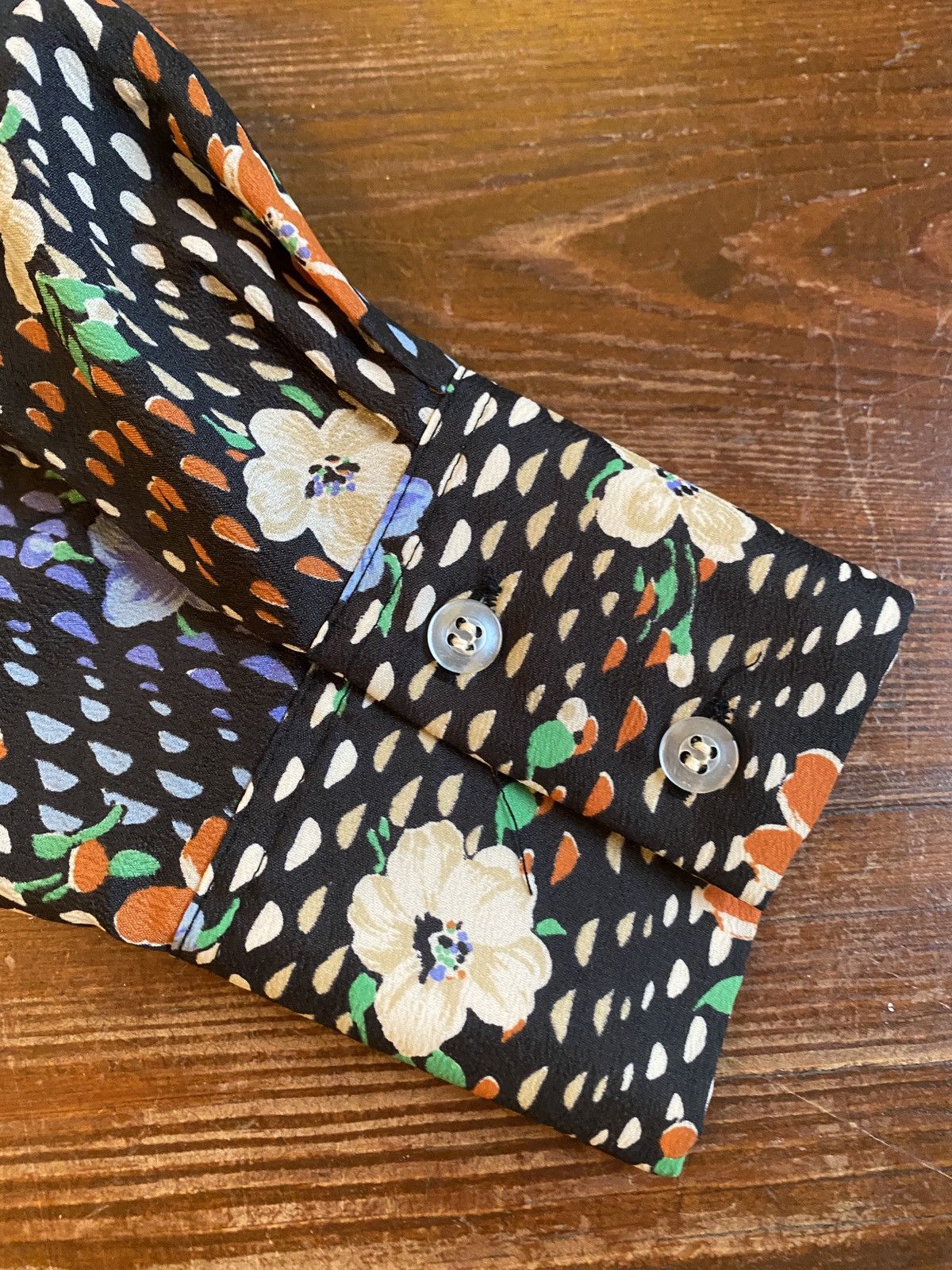 Retrofit × Vintage Vintage 60s/70s Kmart Flowers All Over Polyester Button Up Size M / US 6-8 / IT 42-44 - 12 Thumbnail