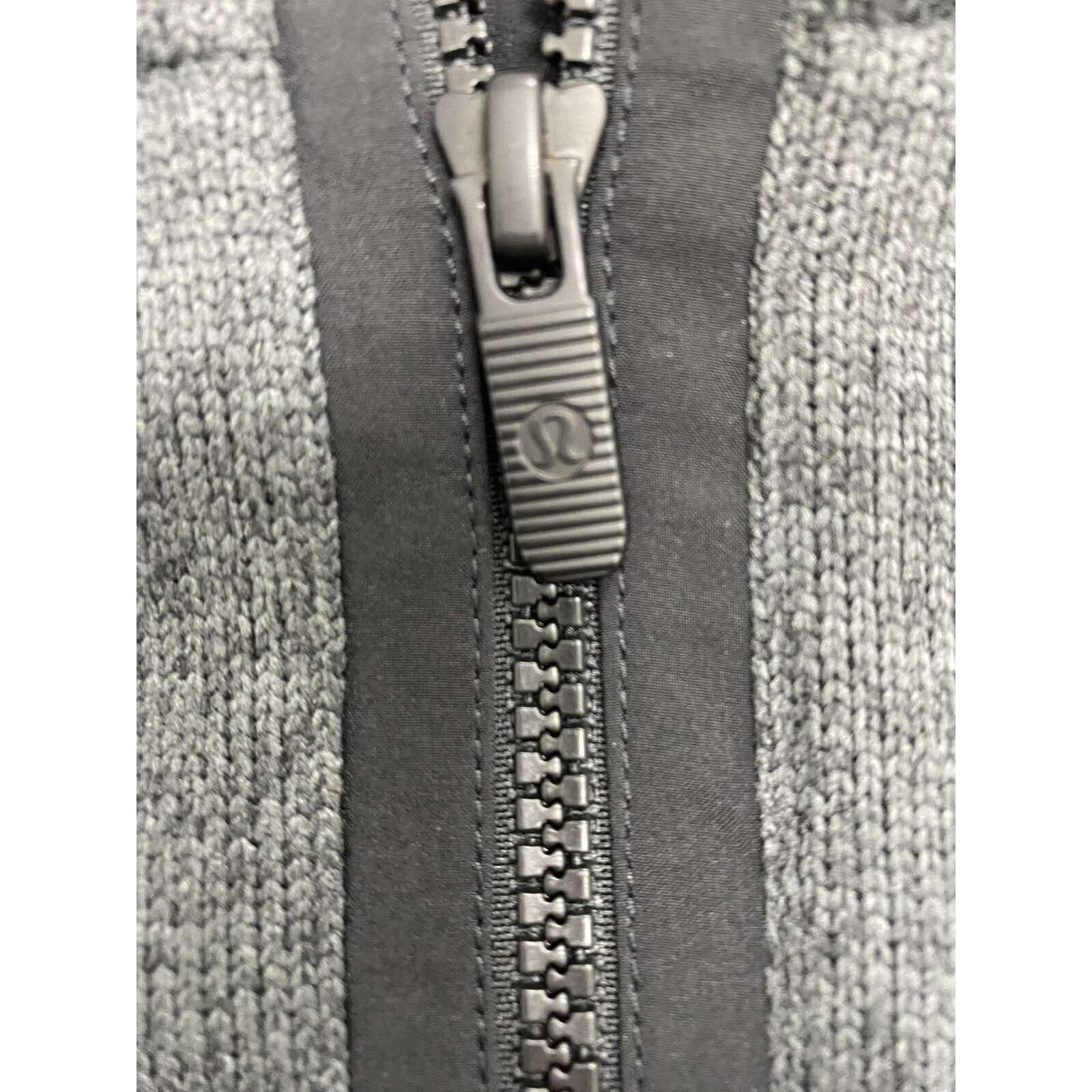 Lululemon Lululemon 1/4 Zip Jacket Hoodie Grey Thumb Hol Zip M A000692 Size M / US 6-8 / IT 42-44 - 6 Thumbnail