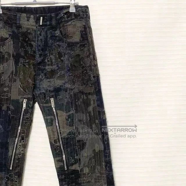 Givenchy Givenchy Black Boy Distressed Zip Jeans. Size US 29 - 3 Thumbnail