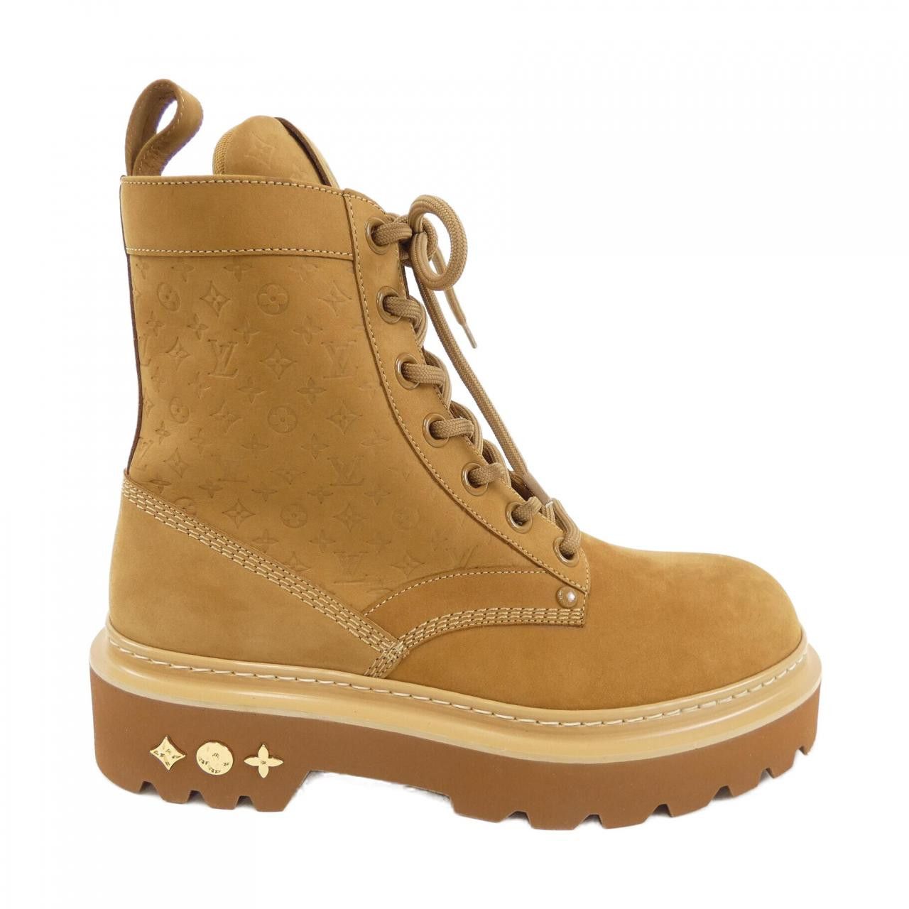 LV Ranger Ankle Boots
Brand new Citizen Flat Ranger - Women - Shoes | LOUIS VUITTON ® main image 2