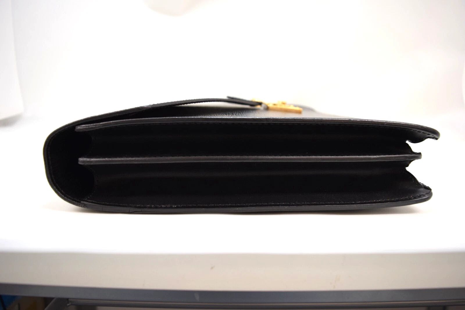 Louis Vuitton Louis Vuitton Serviette Conseiller Hand Bag Epi M54422 Size ONE SIZE - 8 Thumbnail