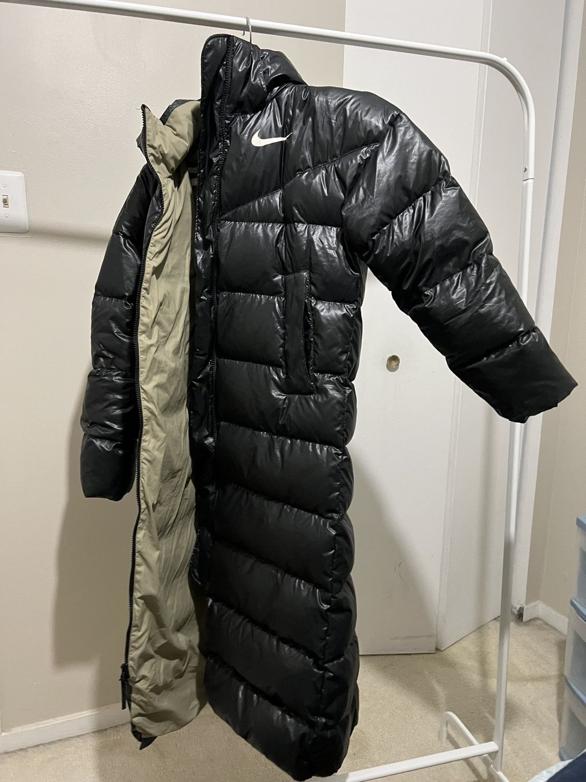 Nike Nike Long Down Puffer Coat (S) Size S / US 4 / IT 40 - 1 Thumbnail