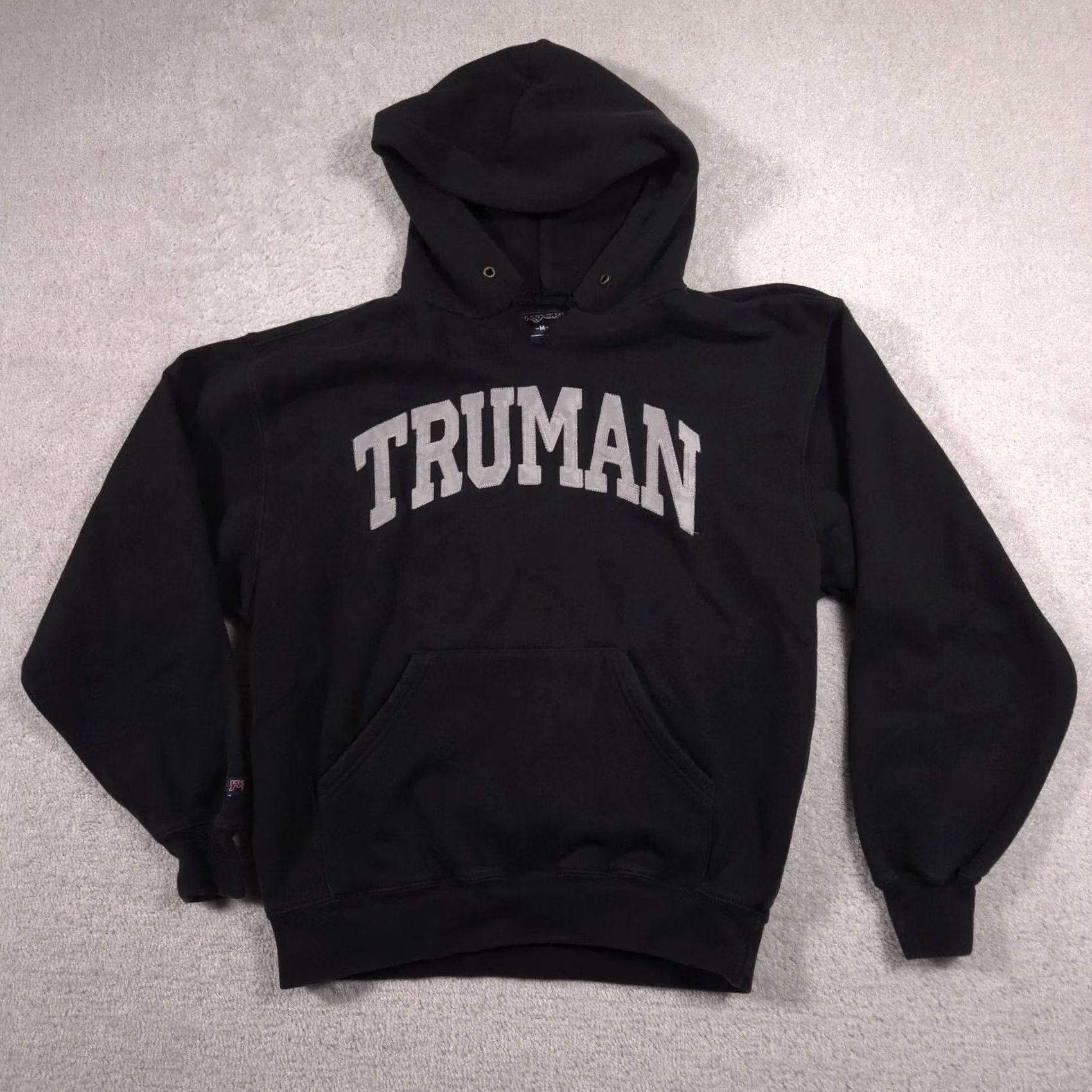 Jansport JanSport Truman Hoodie Mens M Black Pullover Fleece College Graphic Print Embroidered Logo Kangaroo Pocket Slim Fit Size US M / EU 48-50 / 2 - 2 Thumbnail
